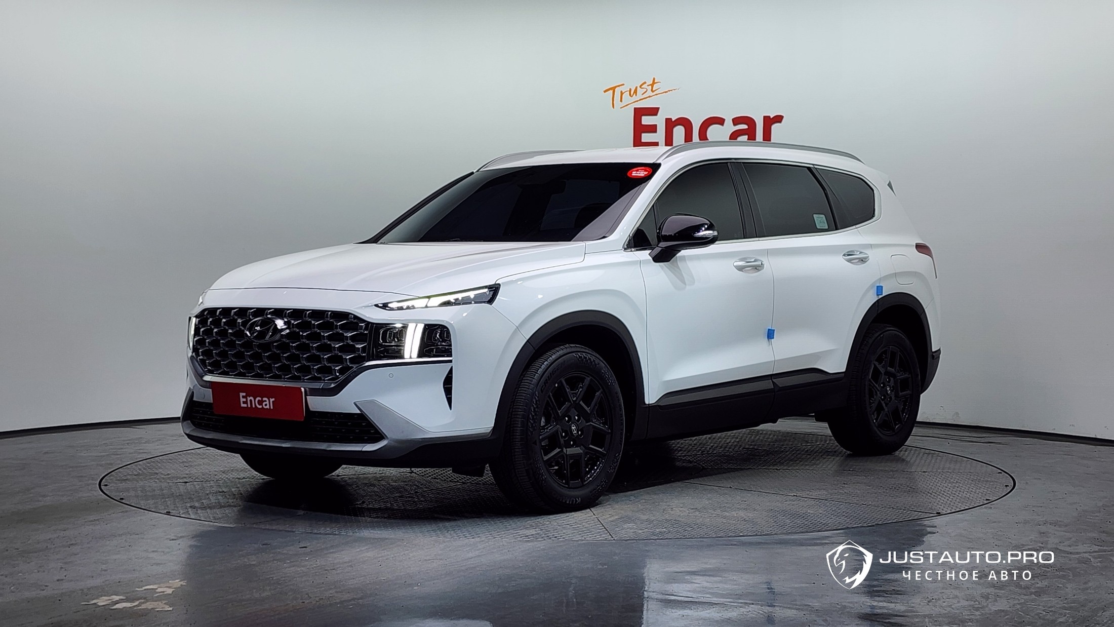 Автомобиль Hyundai Santafe