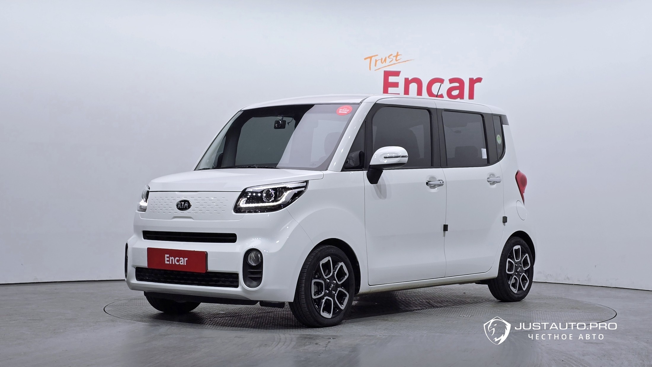 Автомобиль Kia RAY