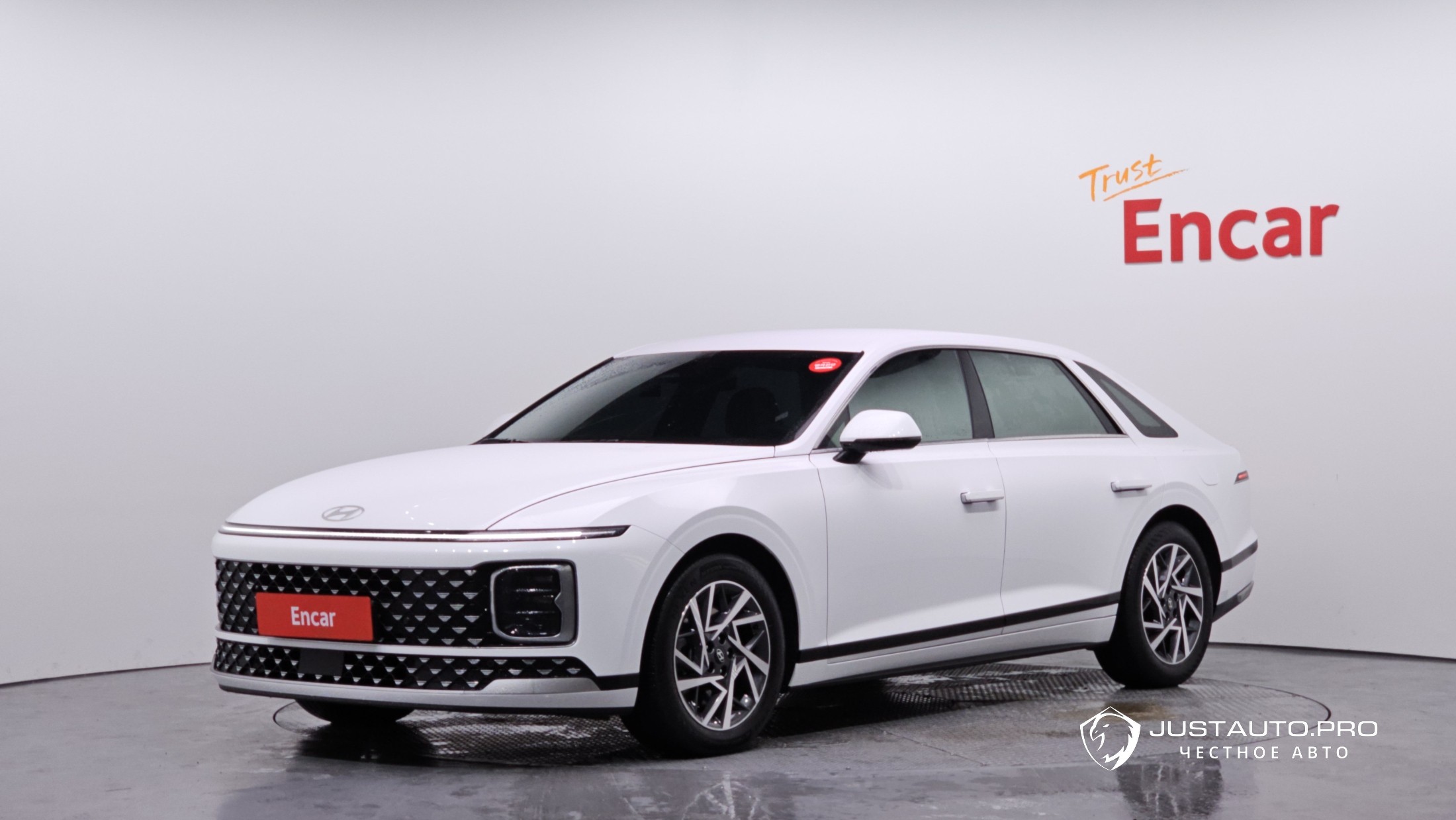 Автомобиль Hyundai Grandeur