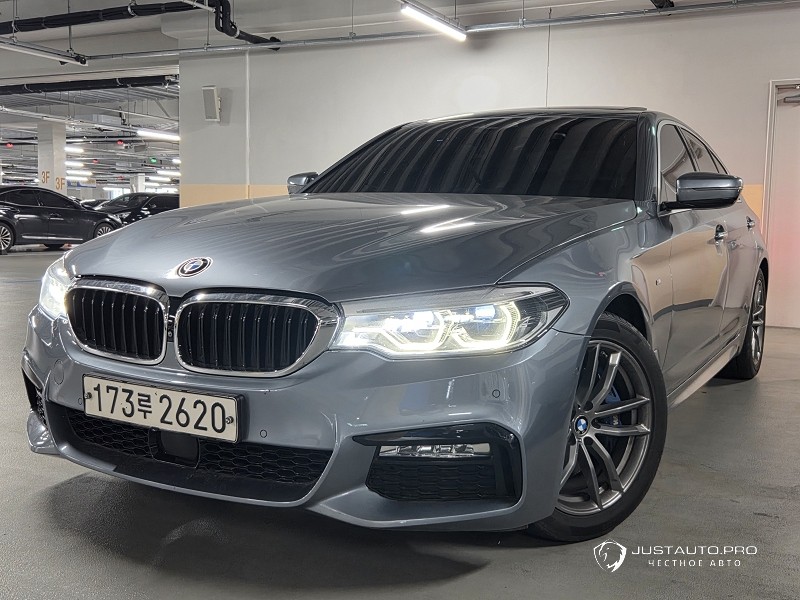 Автомобиль BMW 5-Series