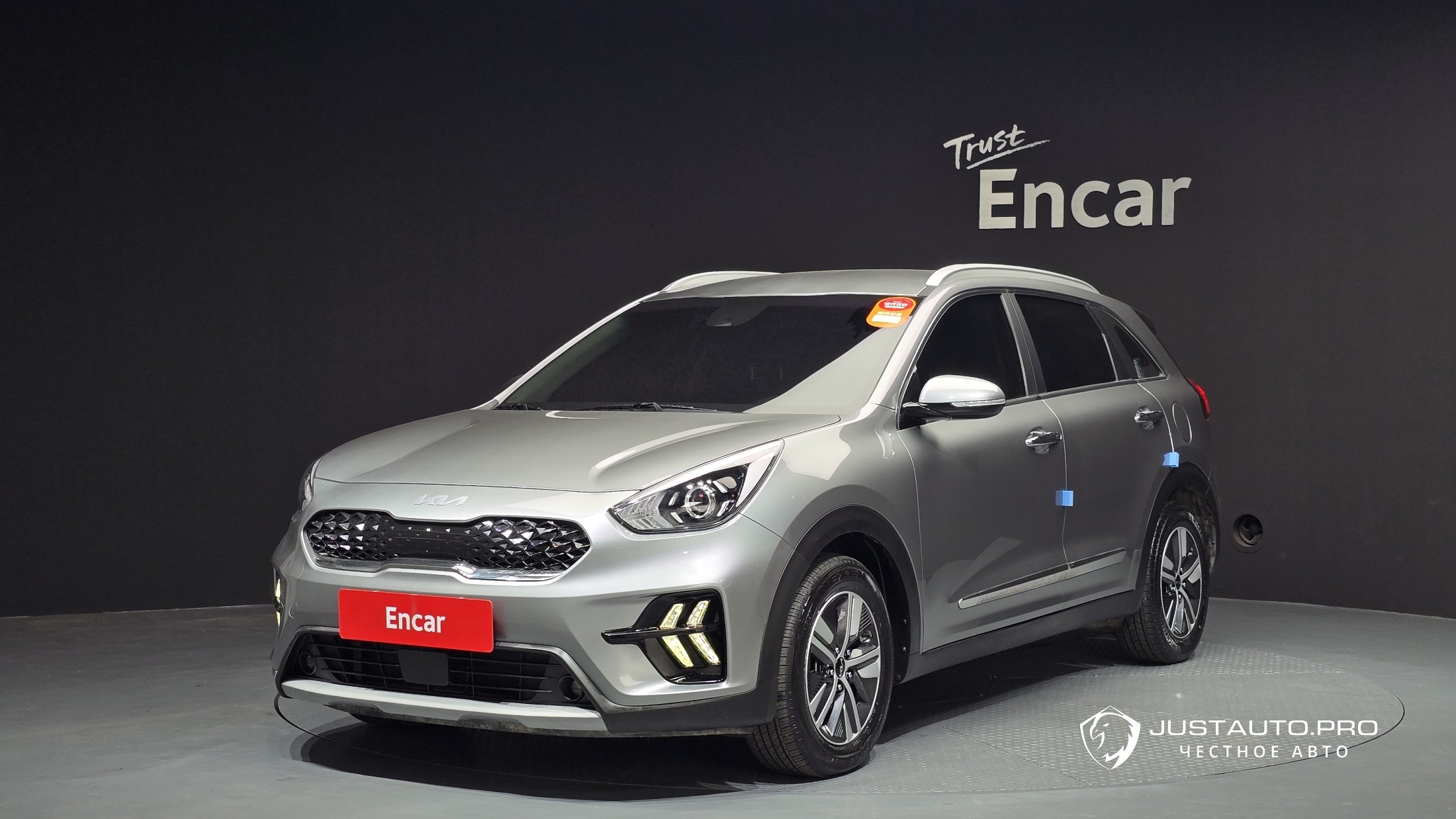 Автомобиль Kia Niro