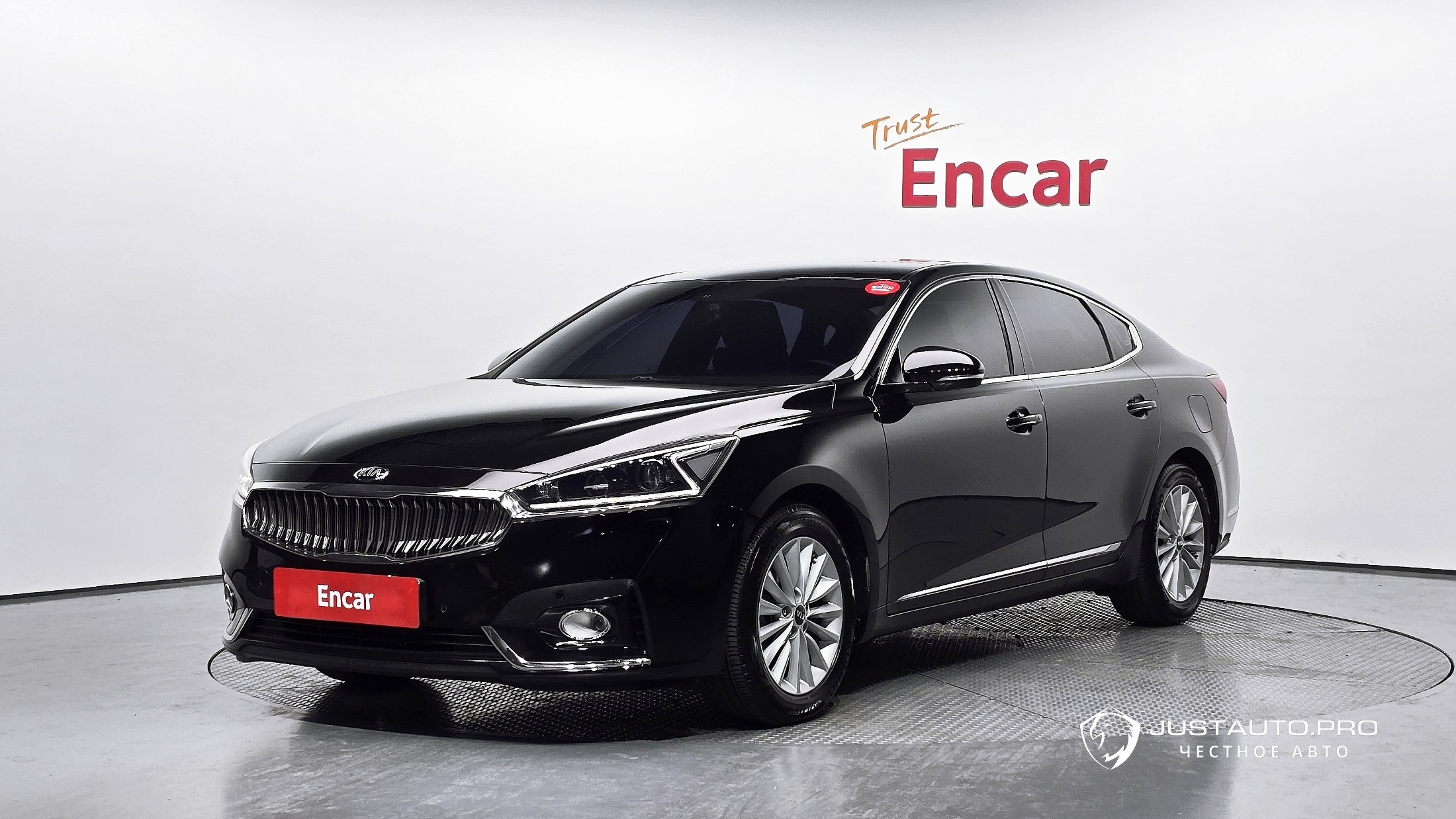 Автомобиль Kia K7