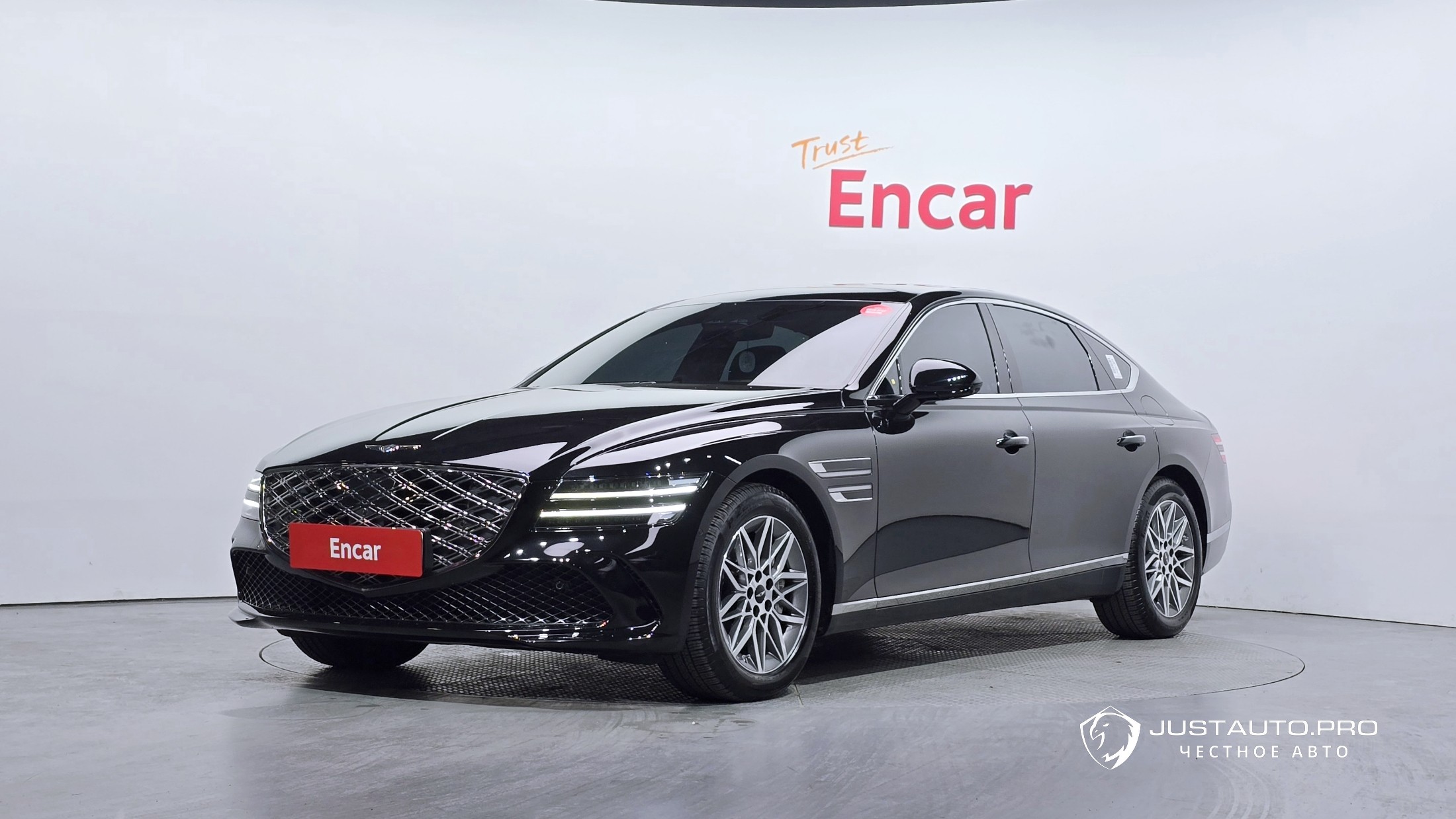 Автомобиль Genesis G80