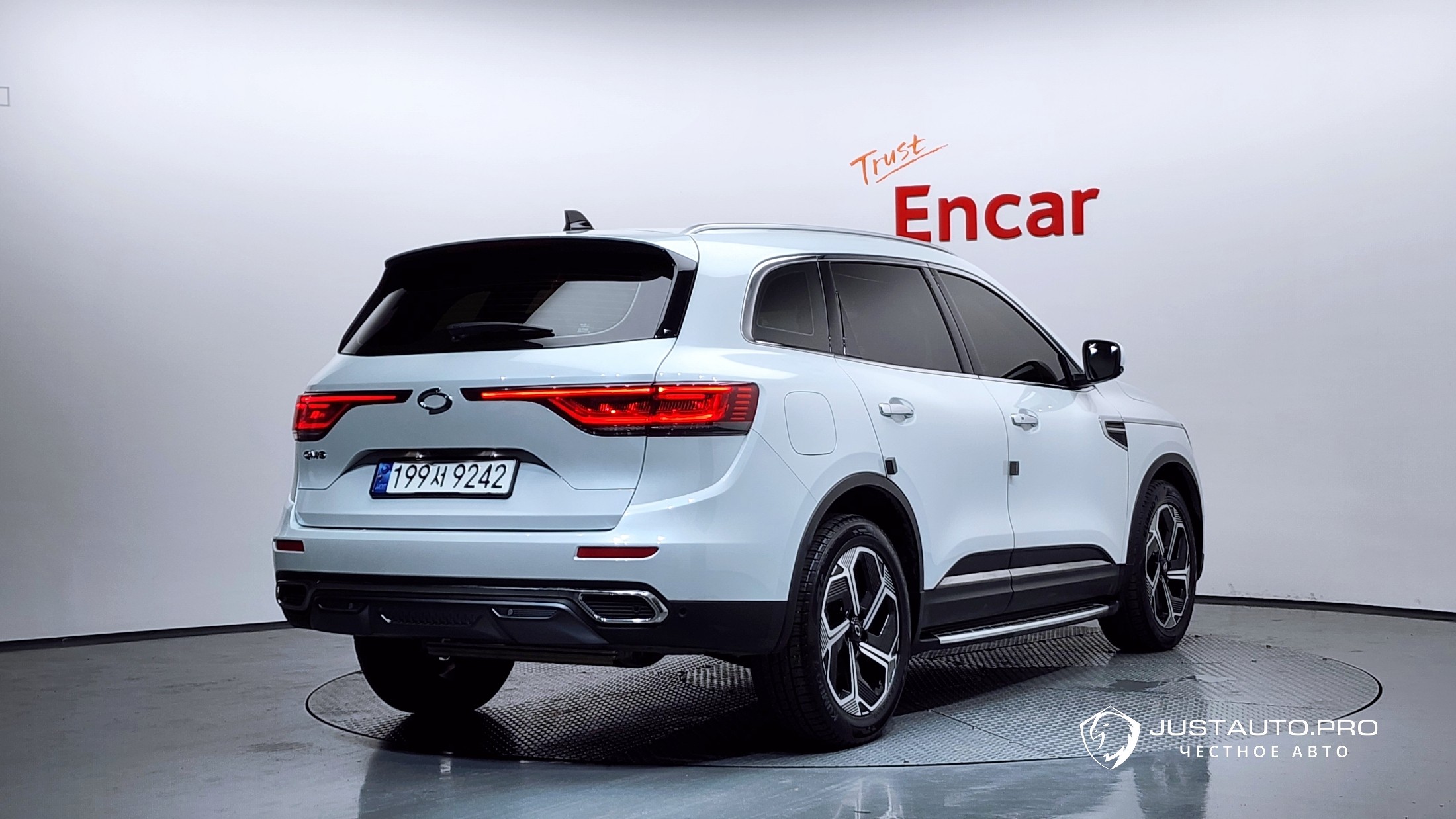 Автомобиль Renault-KoreaSamsung QM6