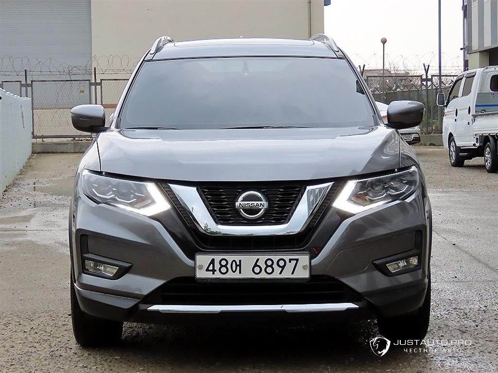 Автомобиль Nissan X-Trail