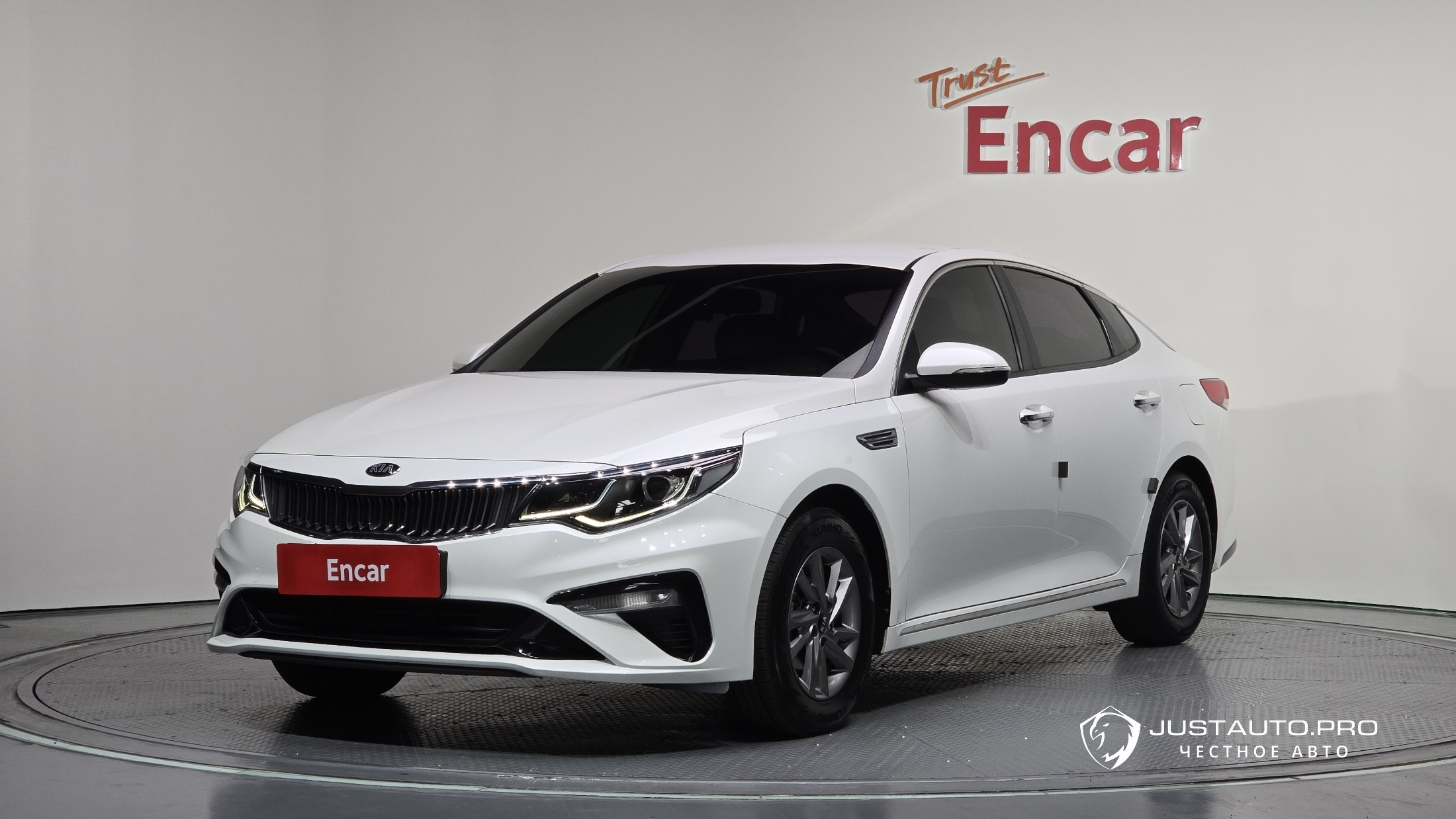 Автомобиль Kia K5