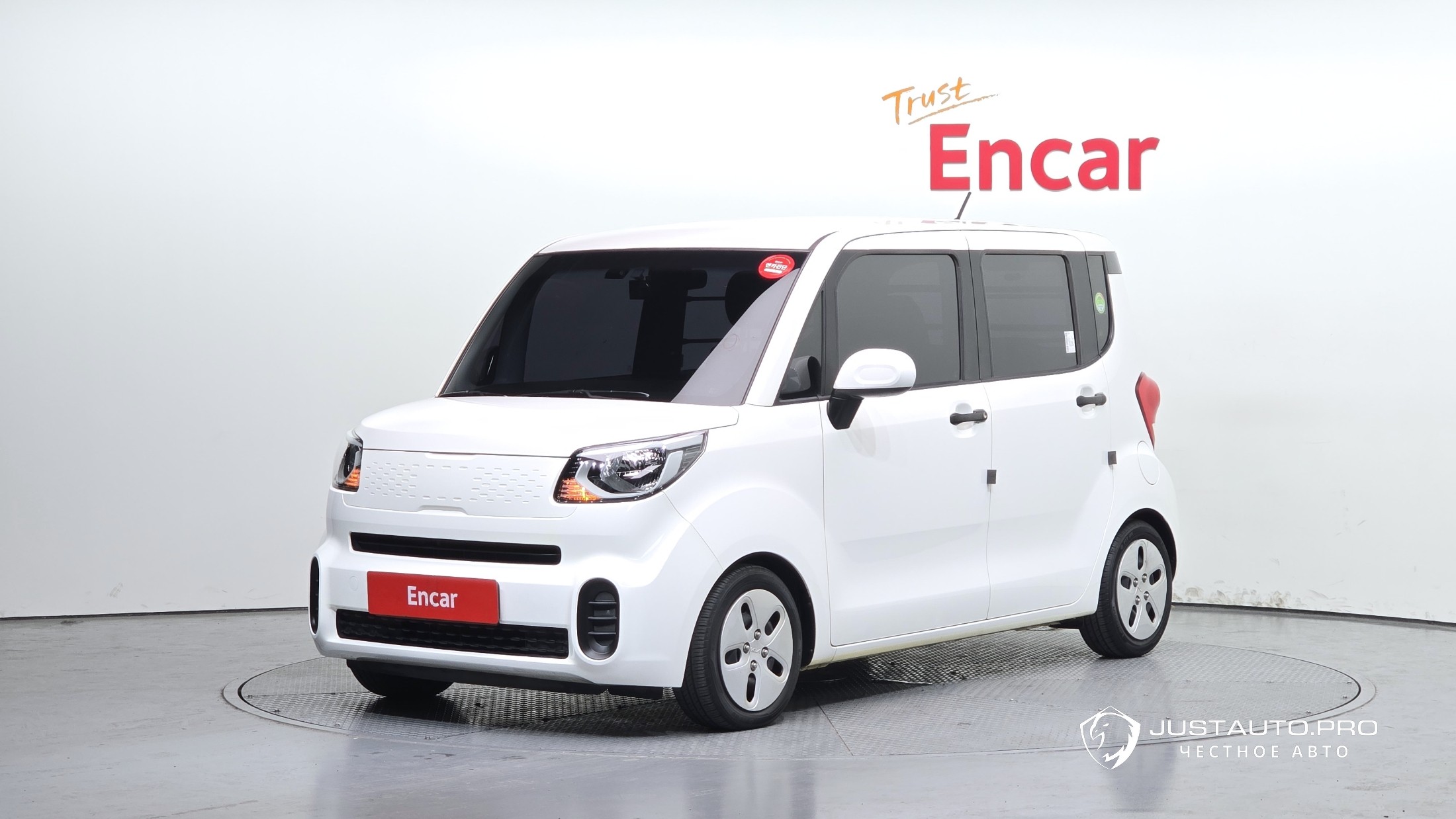 Автомобиль Kia RAY