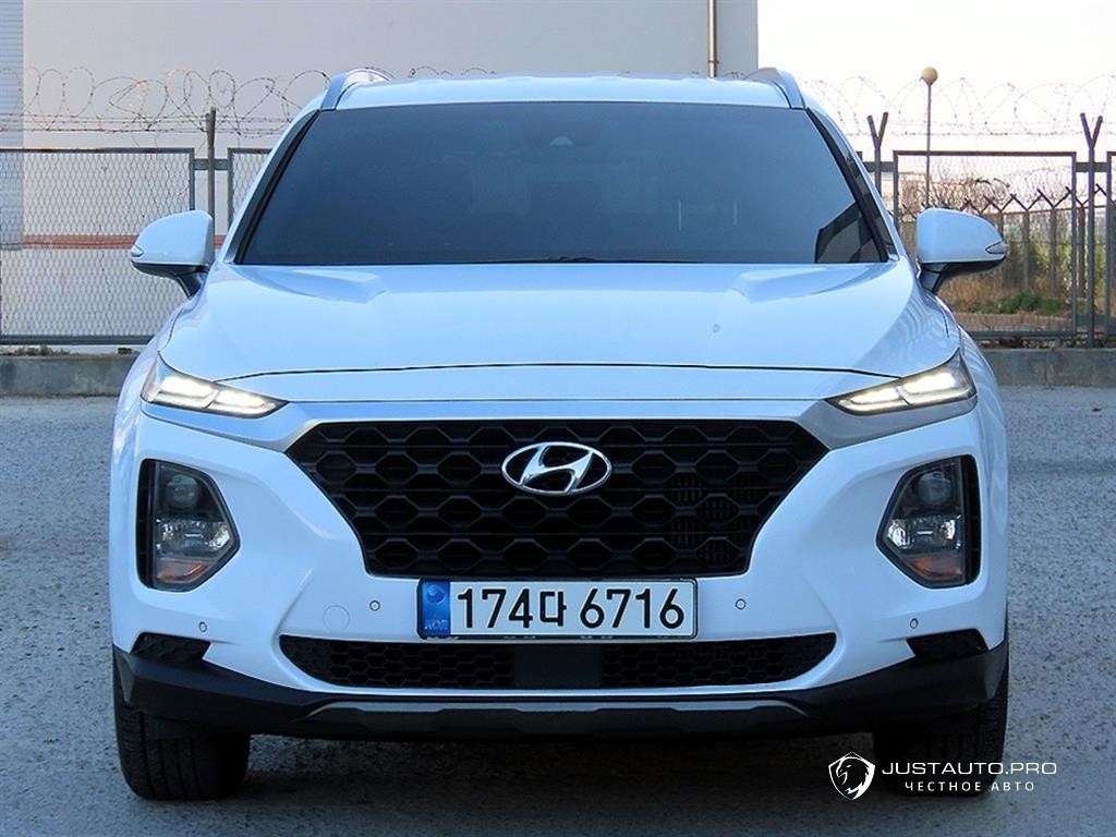 Автомобиль Hyundai Santafe