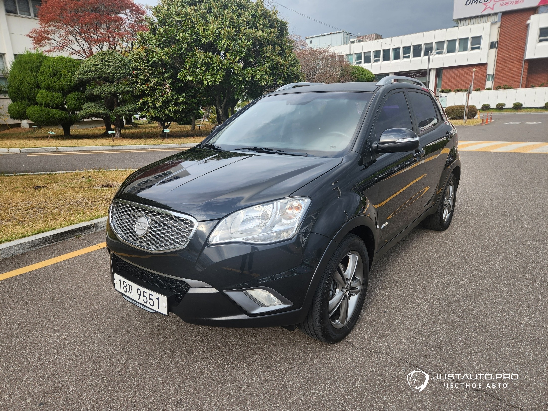Автомобиль KG_Mobility_Ssangyong KORANDO