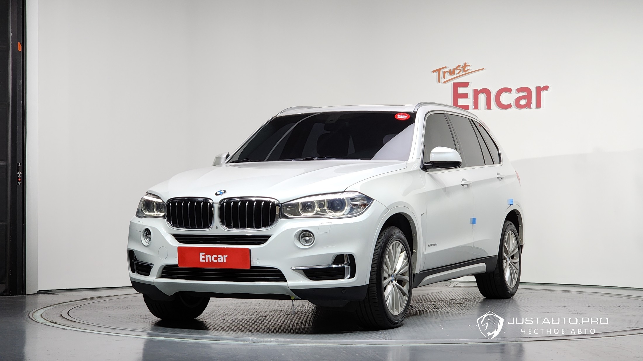 Автомобиль BMW X5