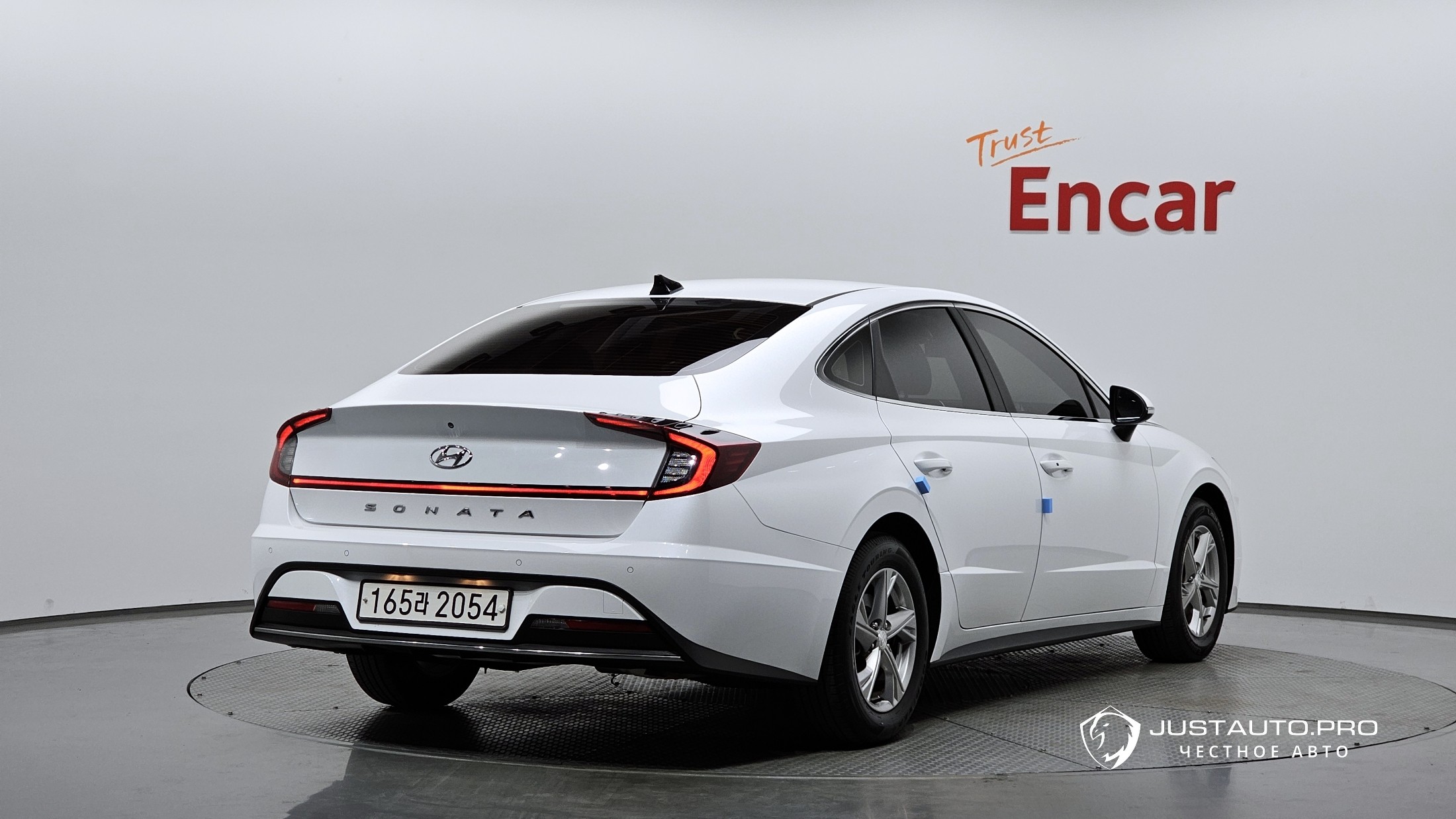 Автомобиль Hyundai Sonata