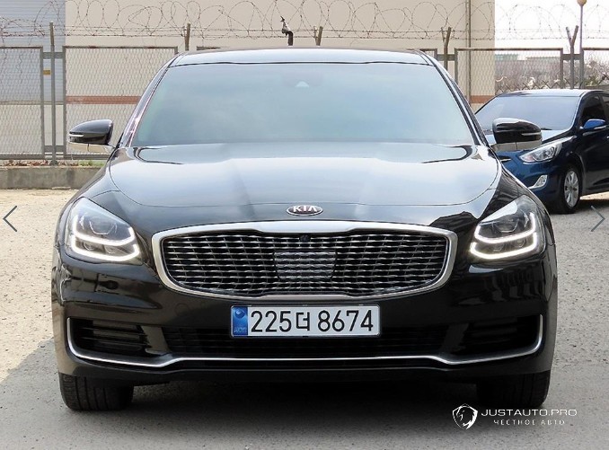 Автомобиль Kia K9