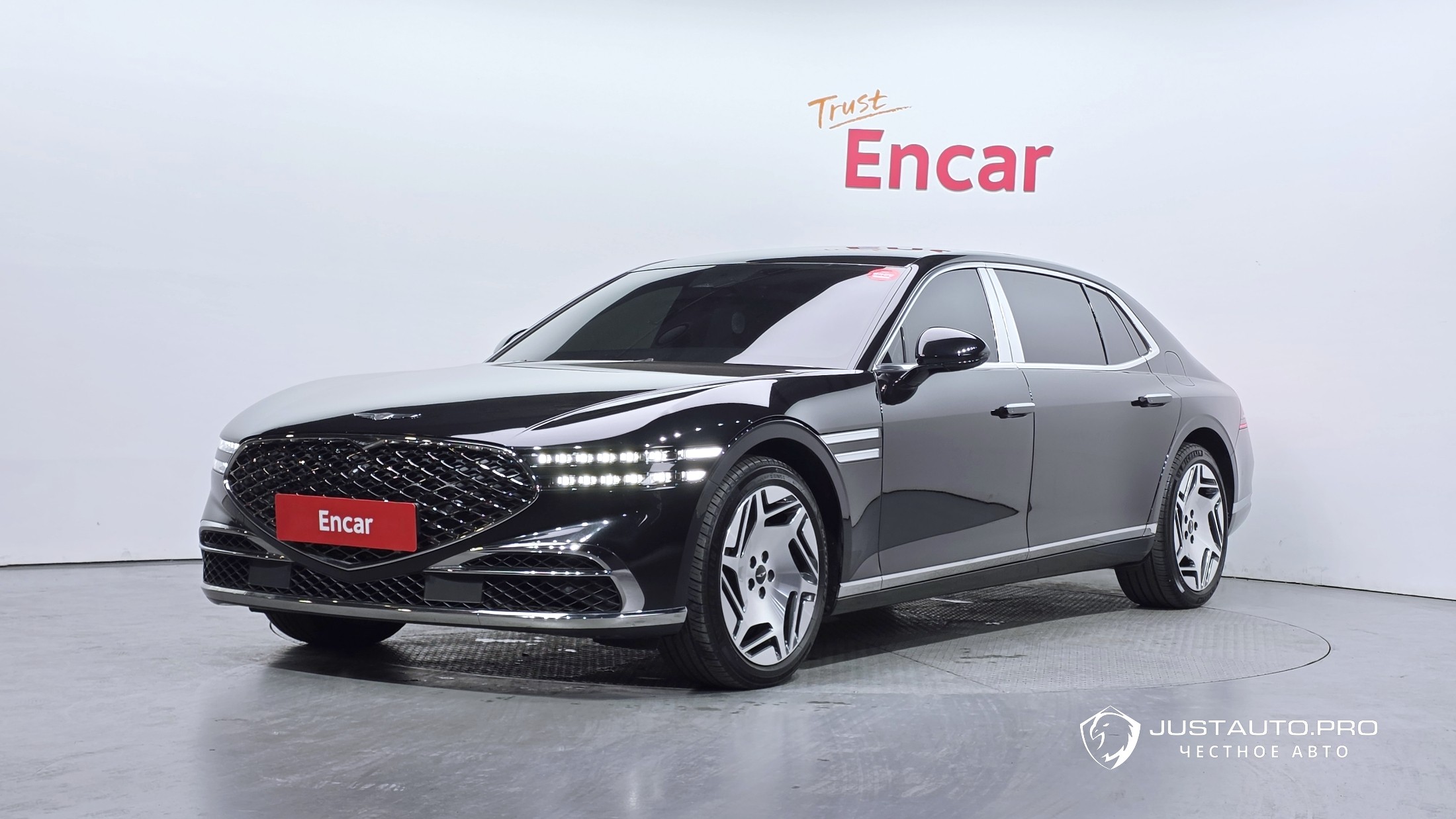 Автомобиль Genesis G90