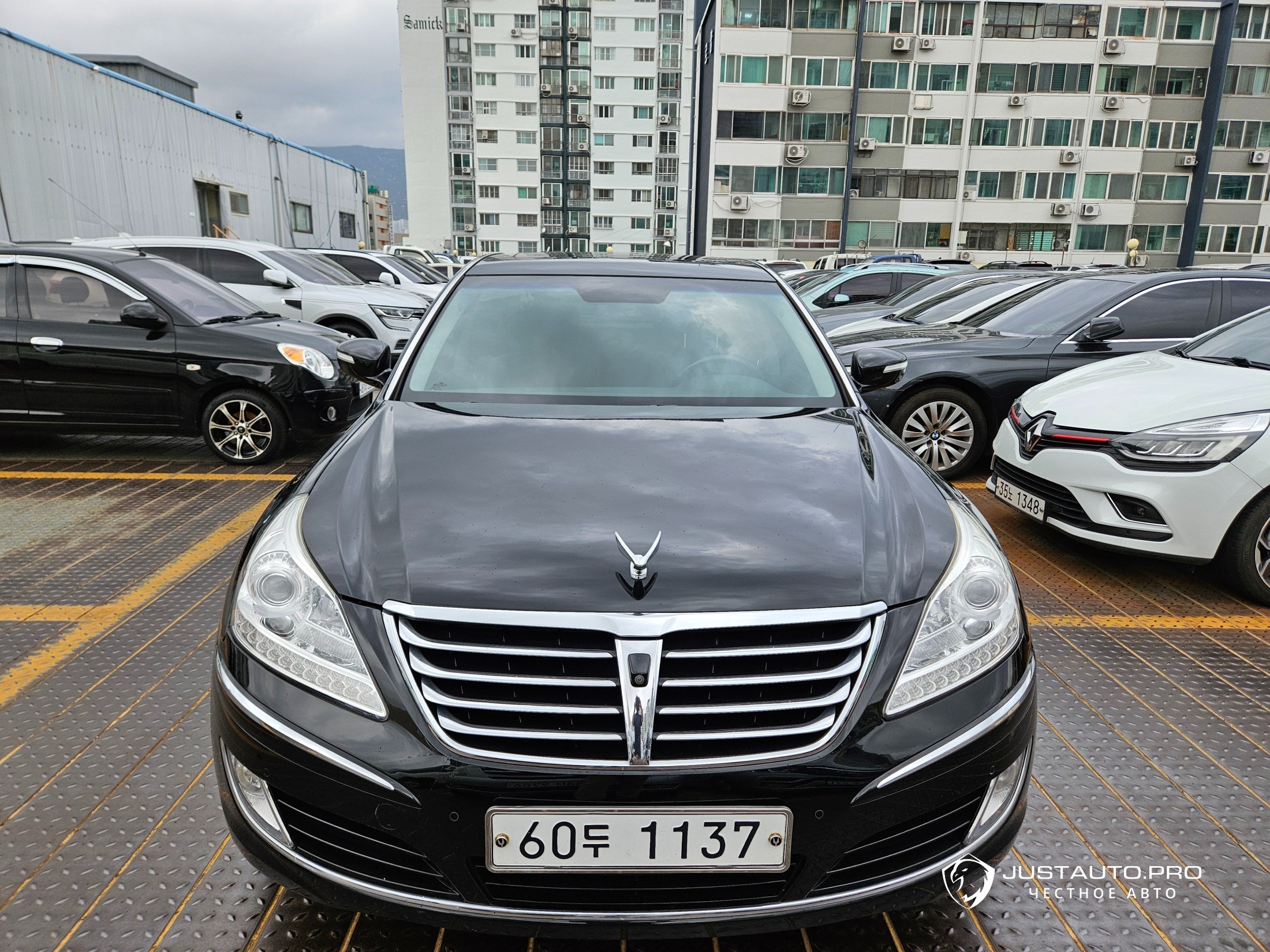 Автомобиль Hyundai Equus