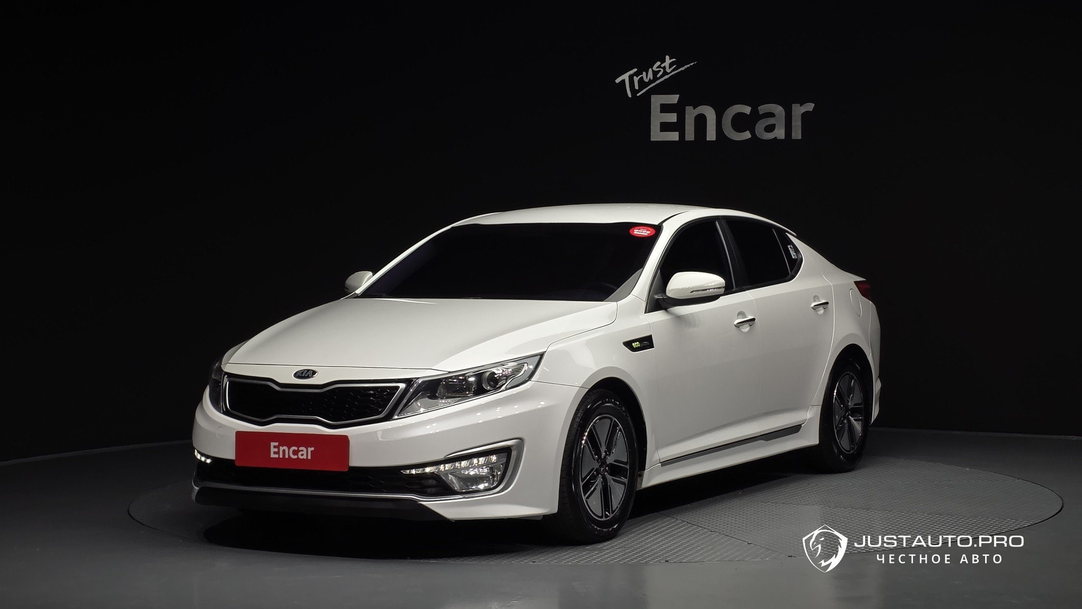 Автомобиль Kia K5