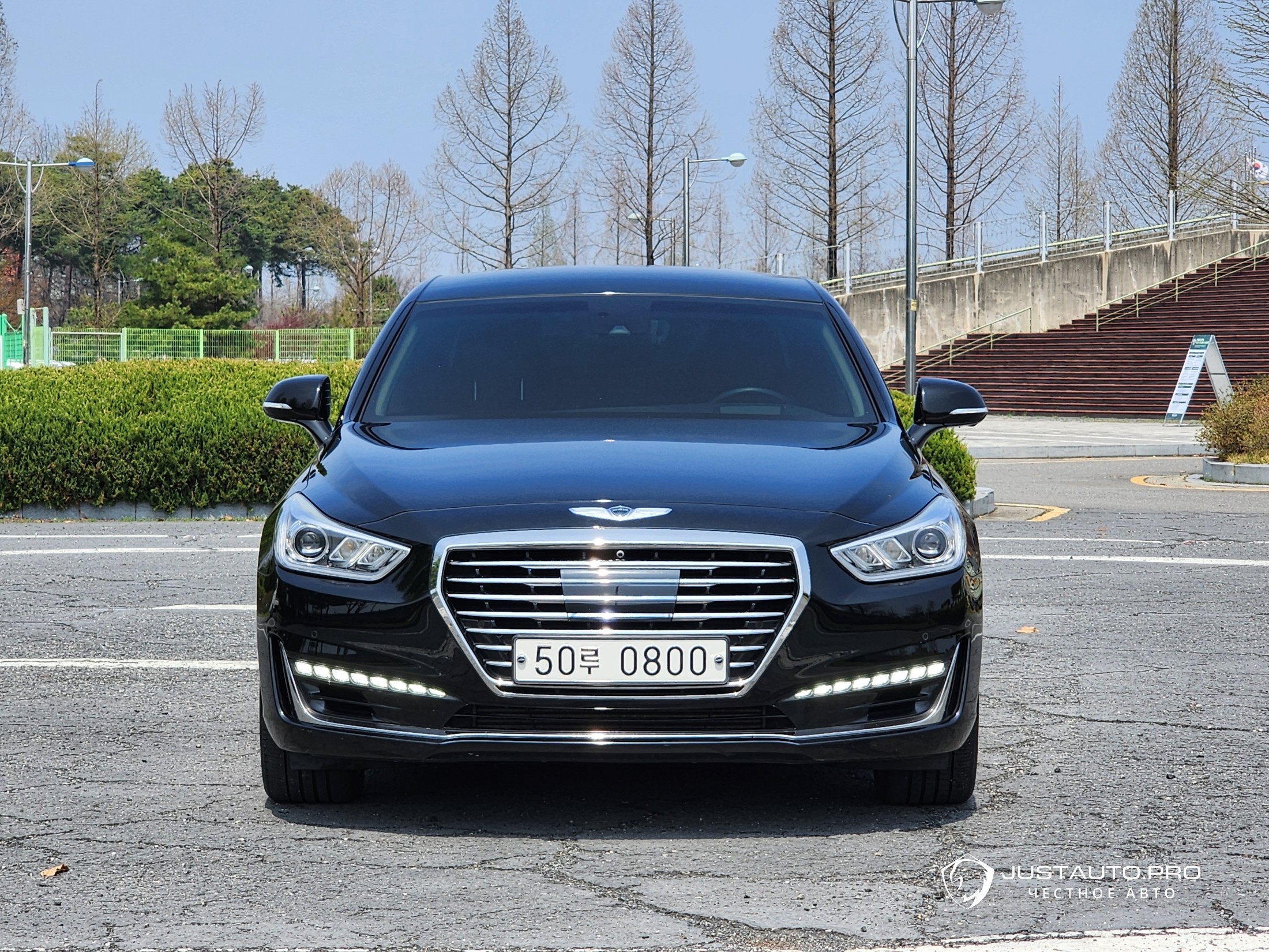 Автомобиль Genesis EQ900
