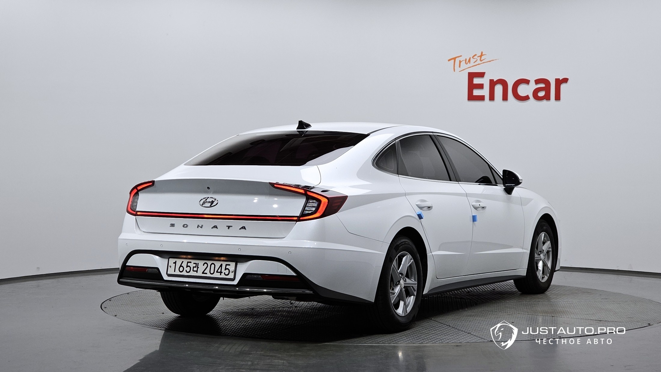 Автомобиль Hyundai Sonata