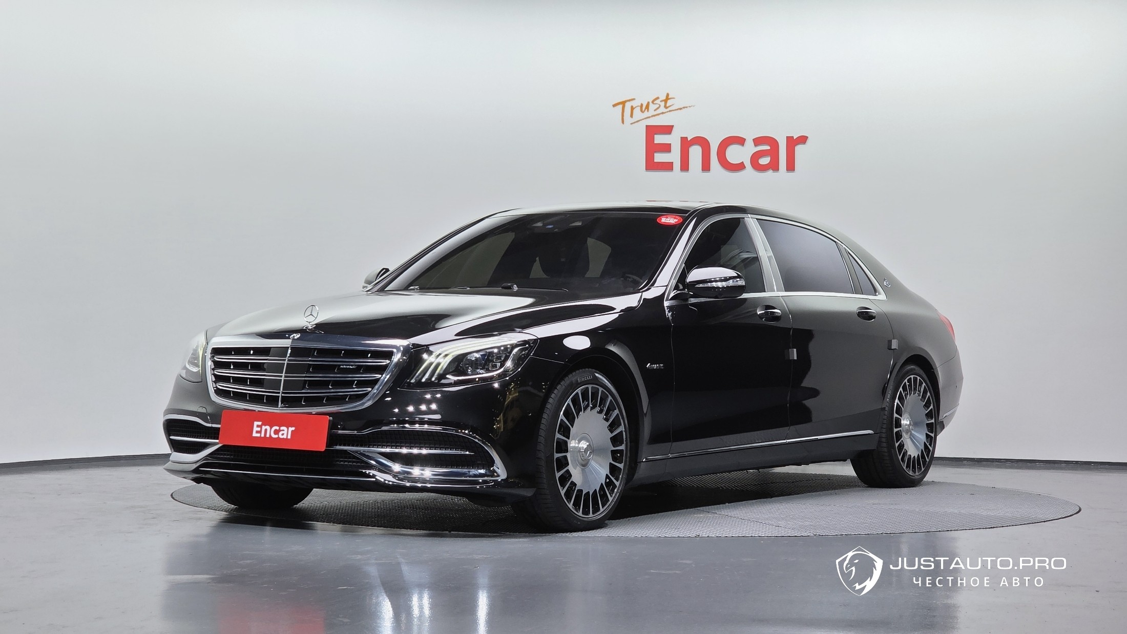 Автомобиль Mercedes-Benz S-Class