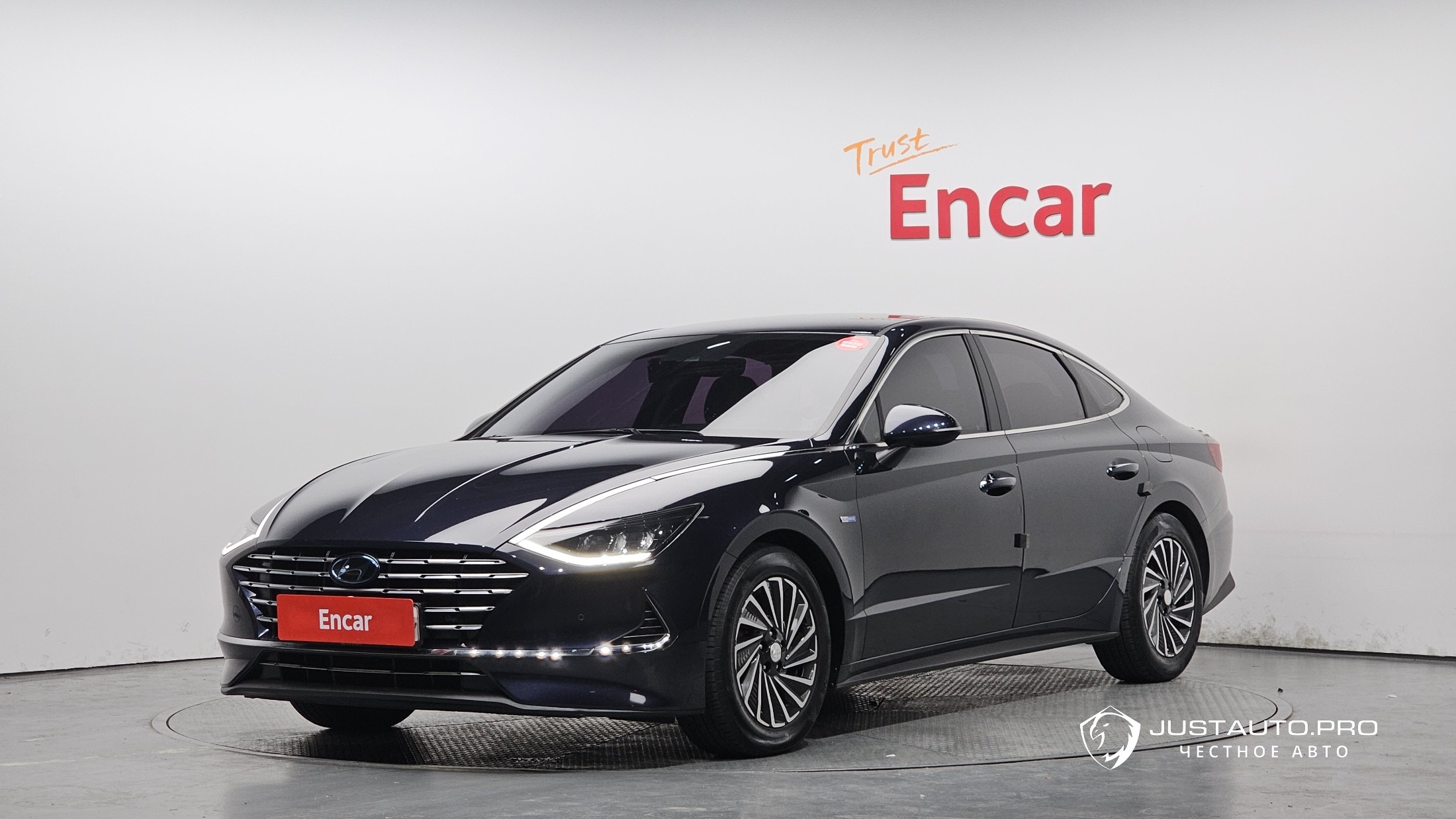 Автомобиль Hyundai Sonata