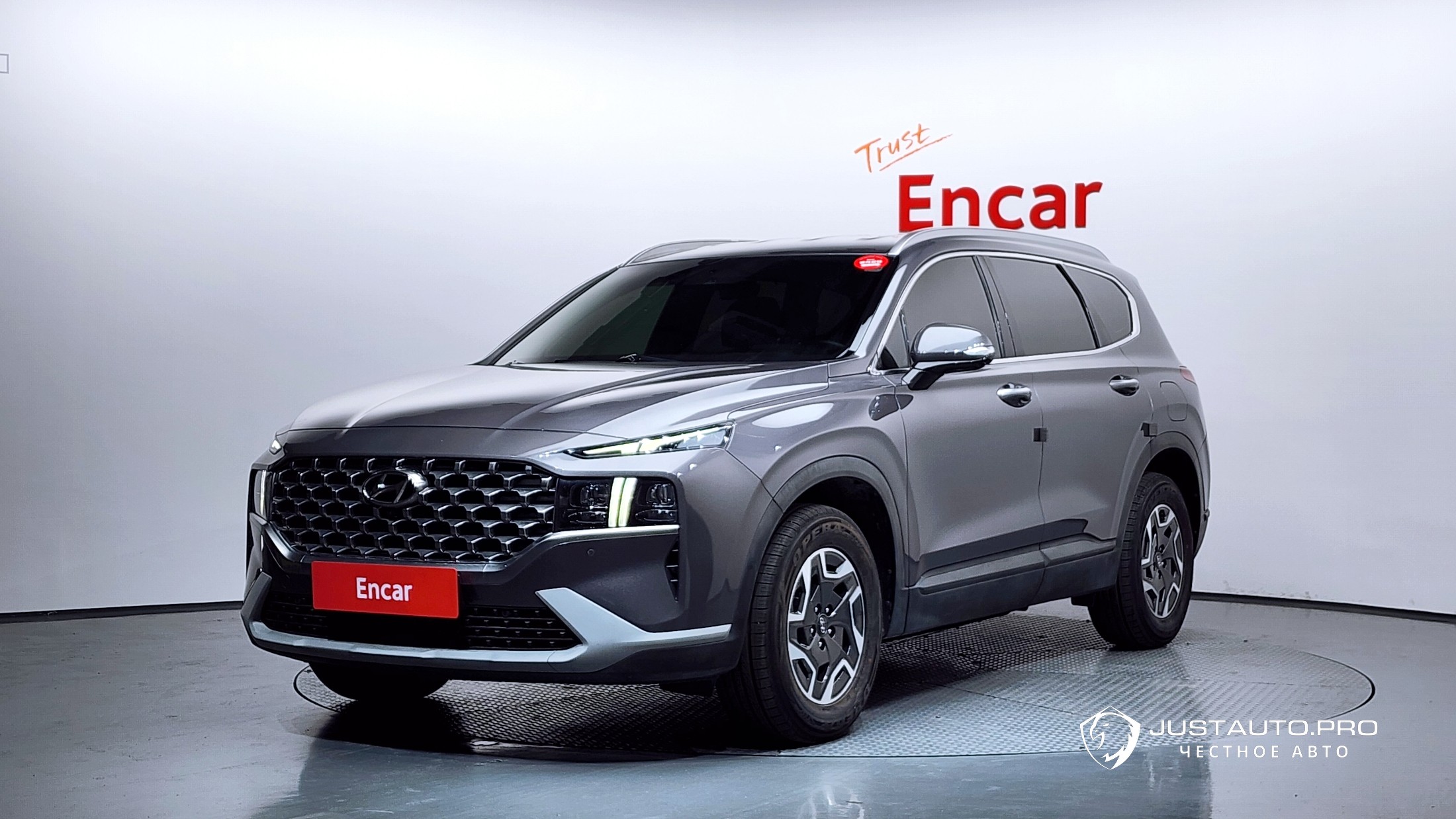 Автомобиль Hyundai Santafe