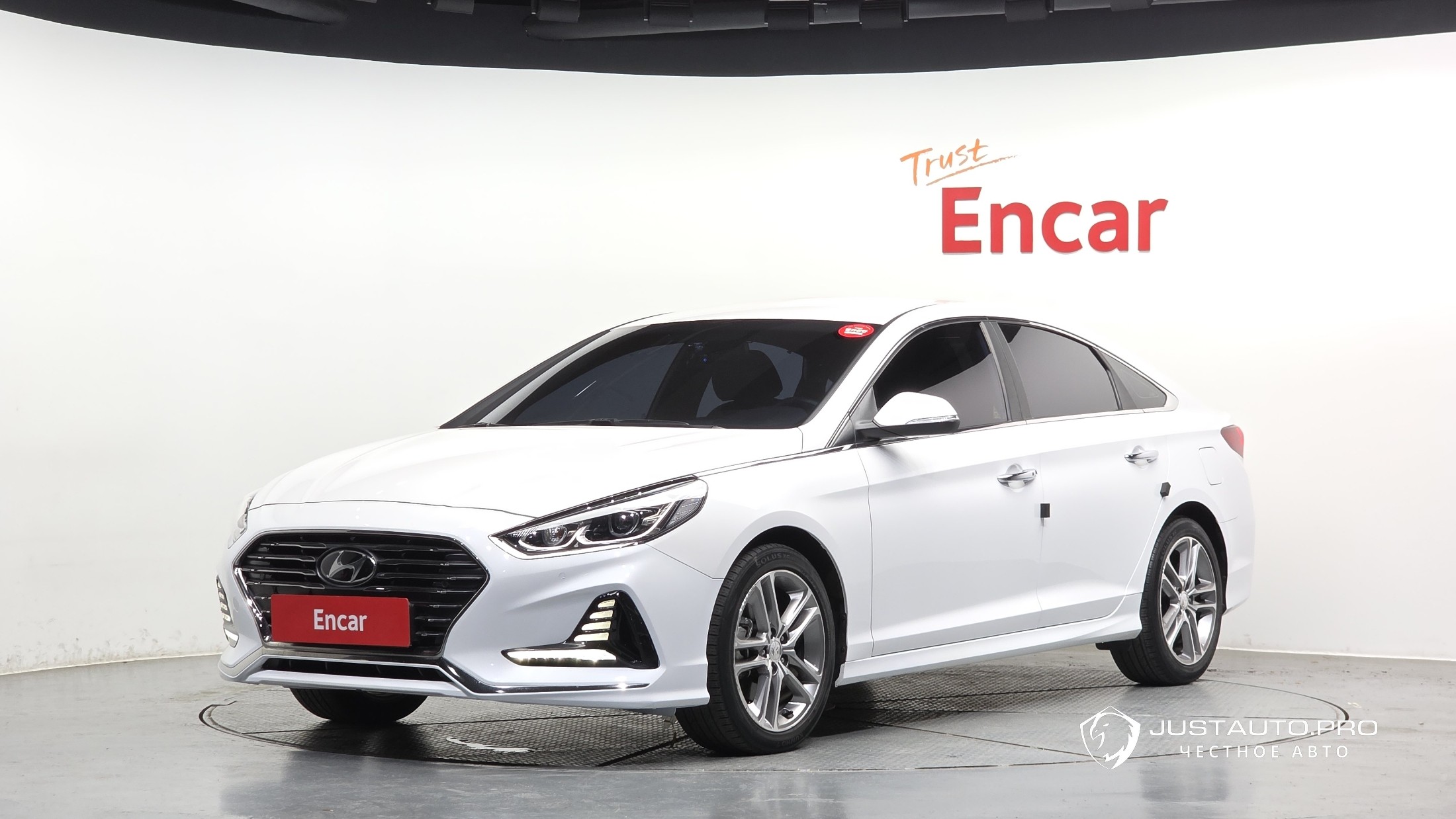 Автомобиль Hyundai Sonata