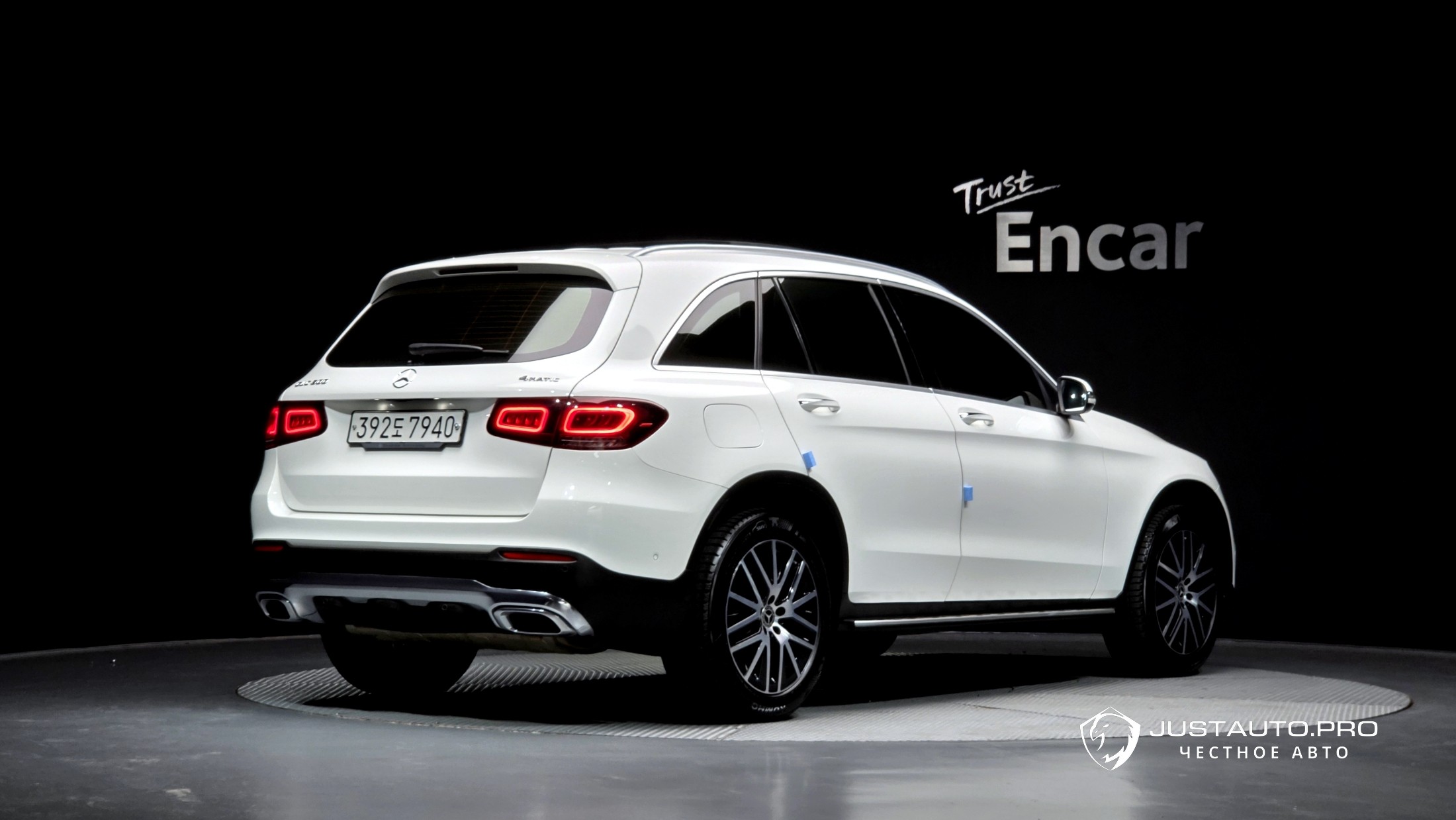 Автомобиль Mercedes-Benz GLC-Class