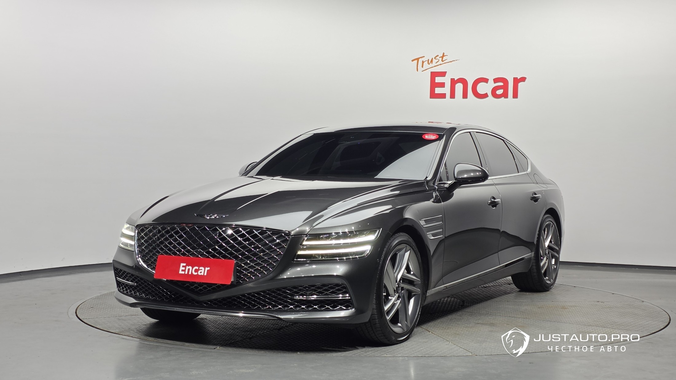 Автомобиль Genesis G80