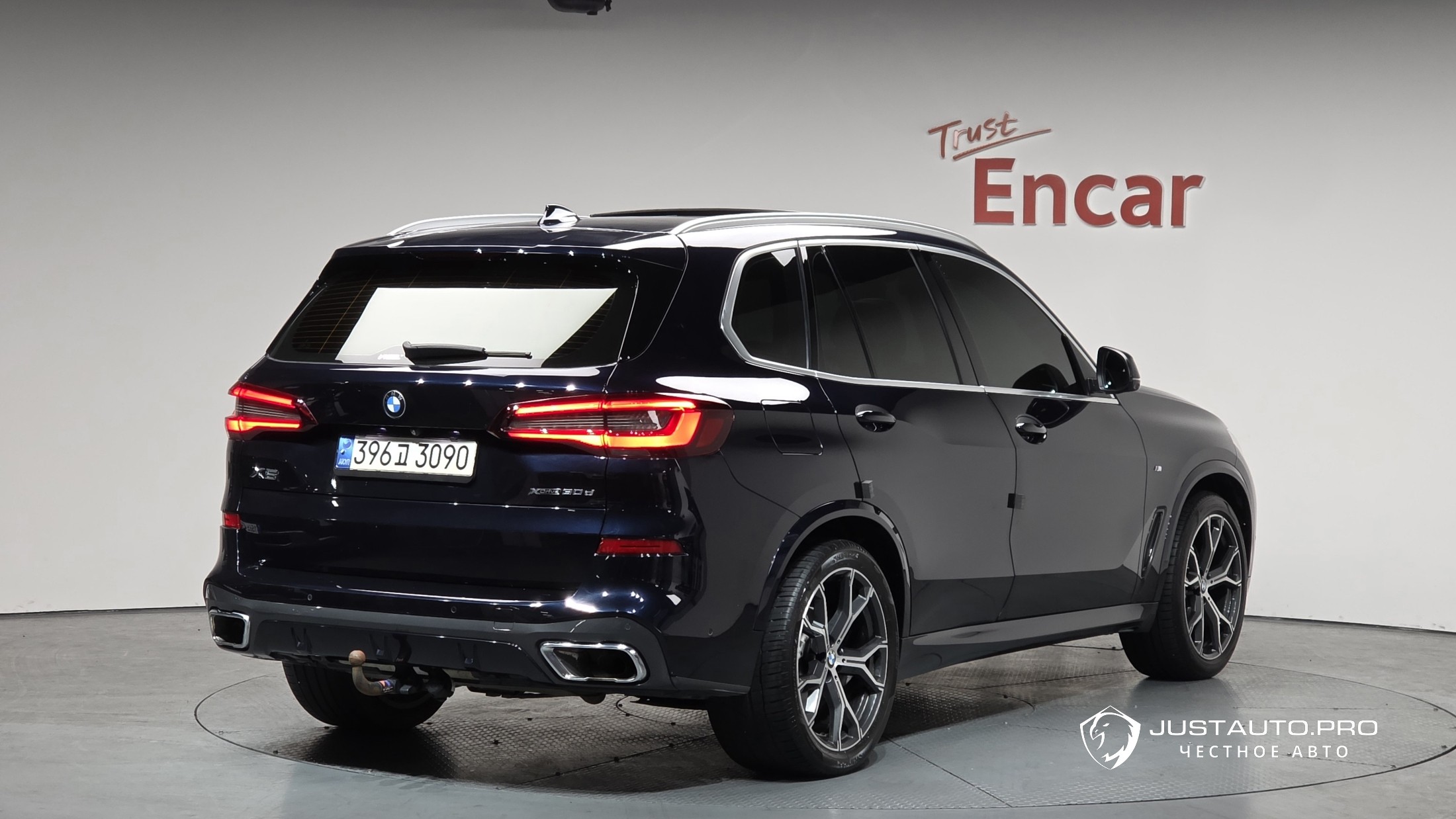 Автомобиль BMW X5