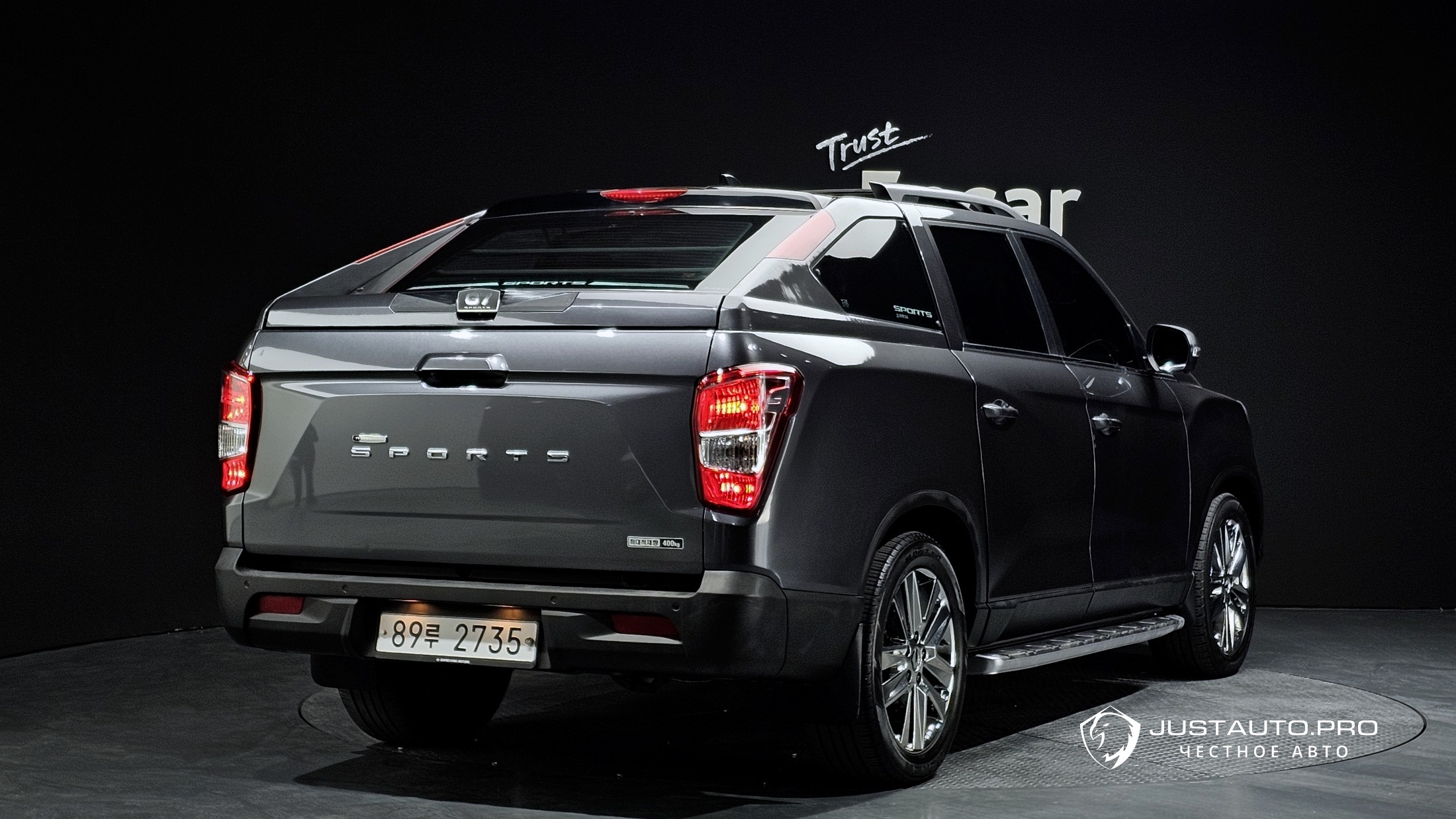 Автомобиль KG_Mobility_Ssangyong Rexton