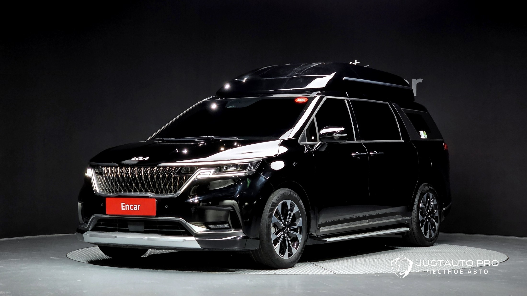 Автомобиль Kia Canival