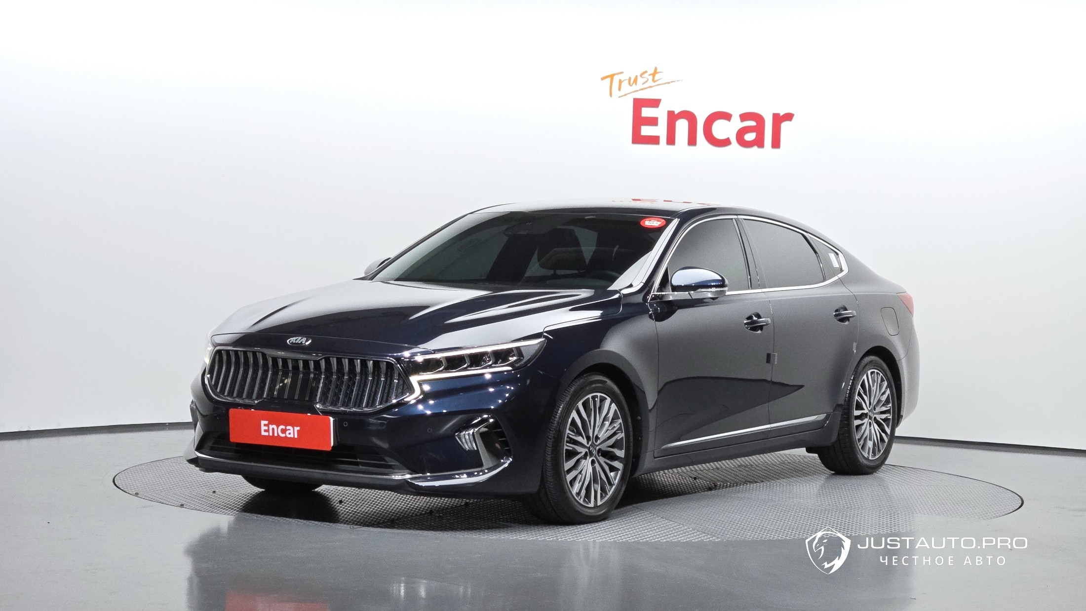 Автомобиль Kia K7