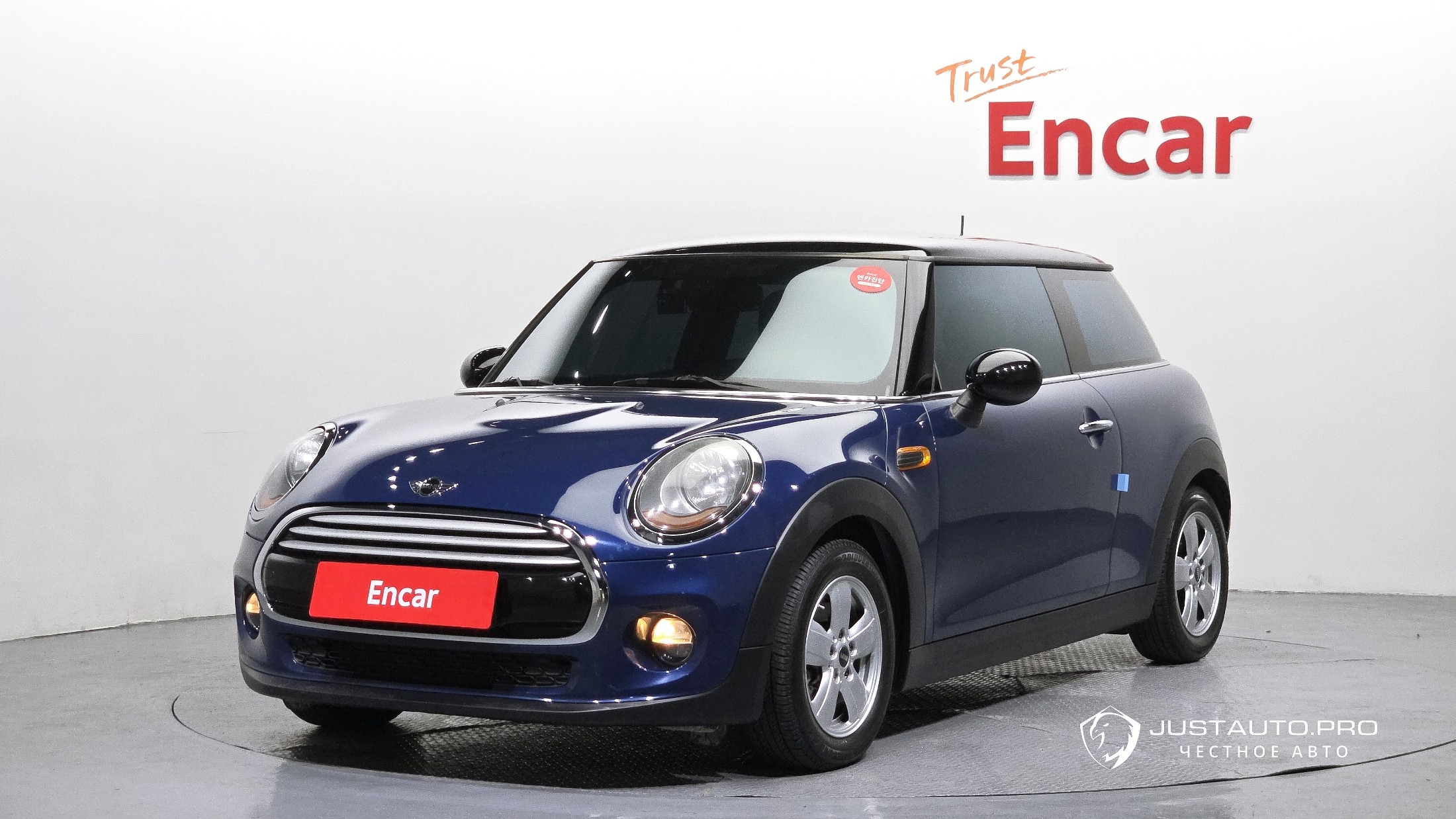 Автомобиль Mini Cooper