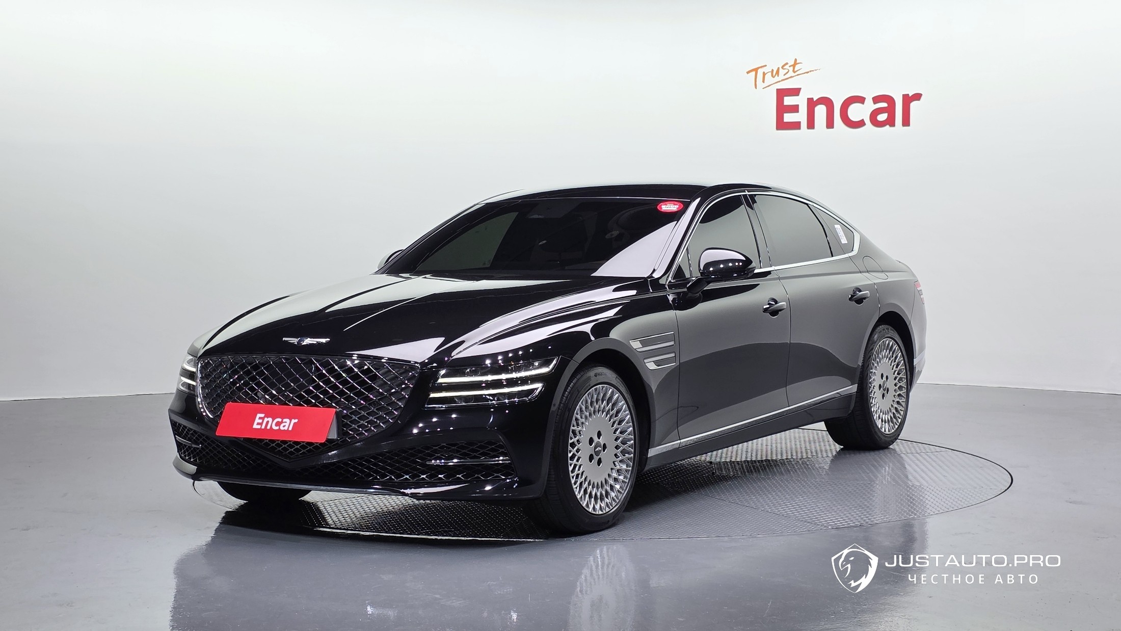 Автомобиль Genesis G80