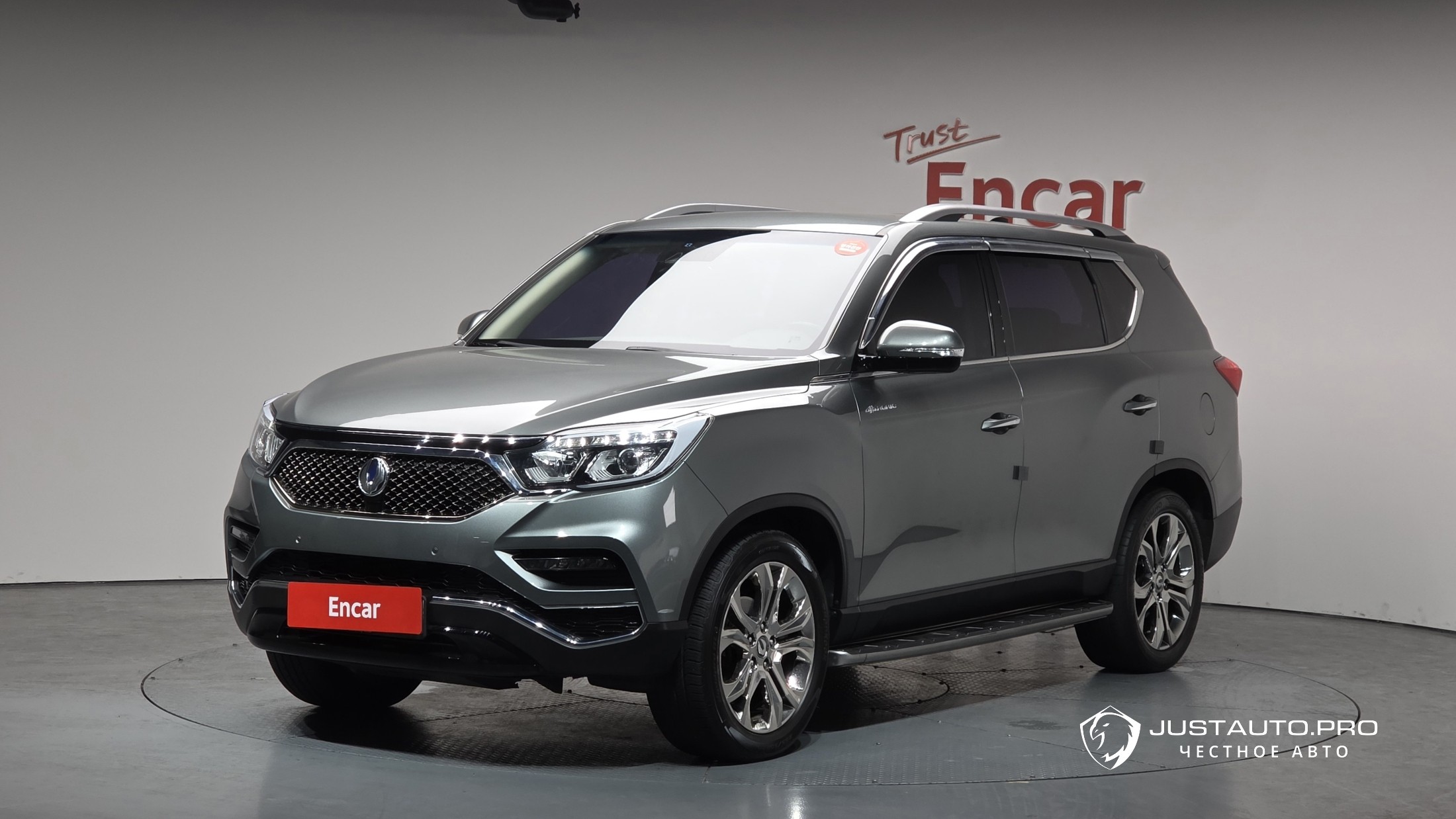 Автомобиль KG_Mobility_Ssangyong Rexton