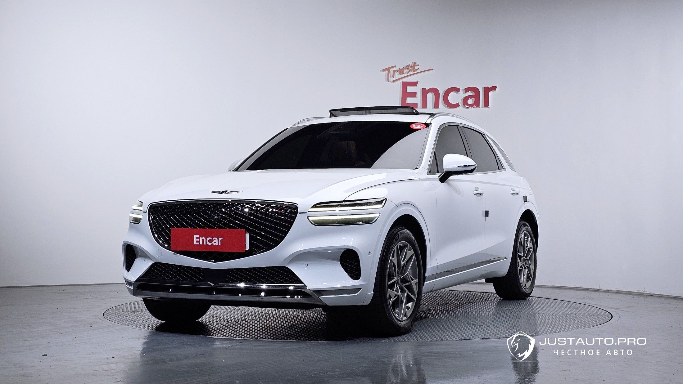 Автомобиль Genesis GV70