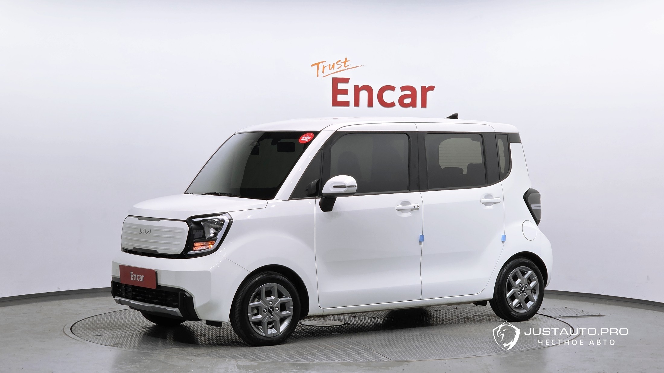 Автомобиль Kia RAY