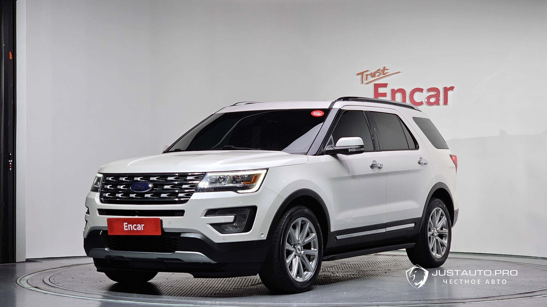 Автомобиль Ford Explorer