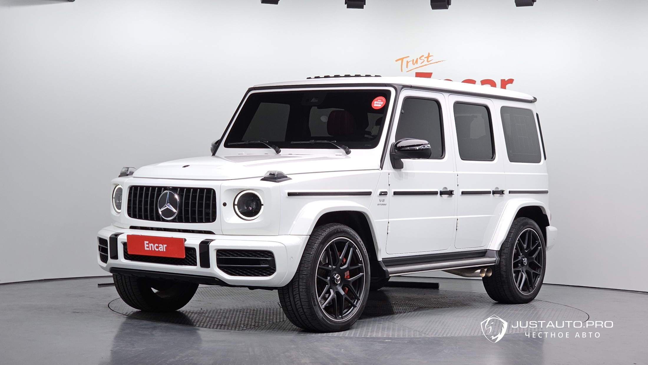 Автомобиль Mercedes-Benz G-Class