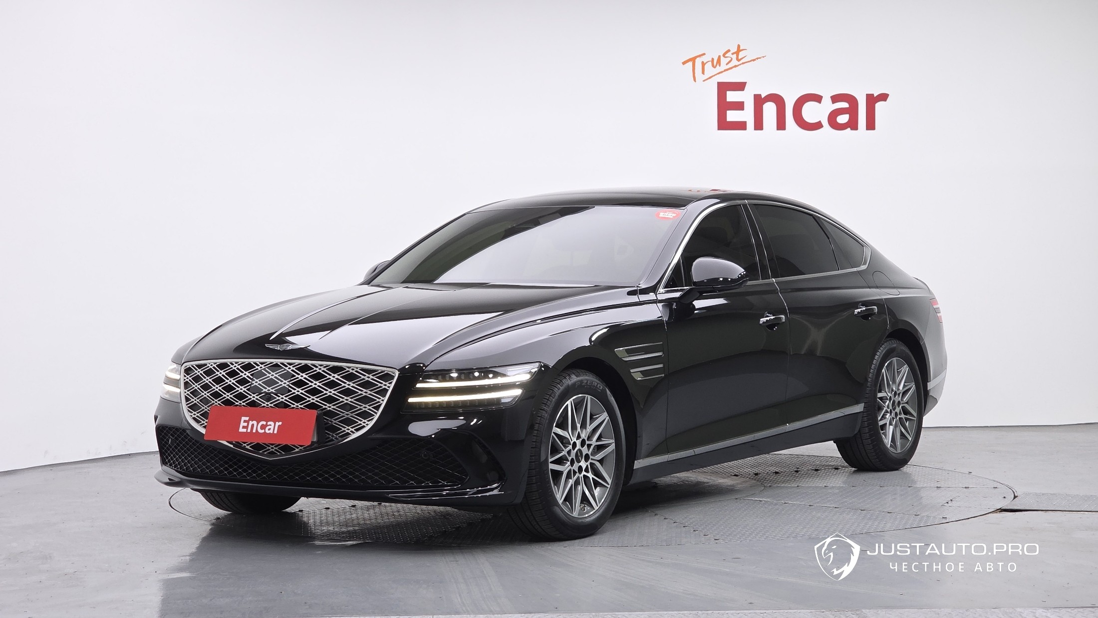 Автомобиль Genesis G80