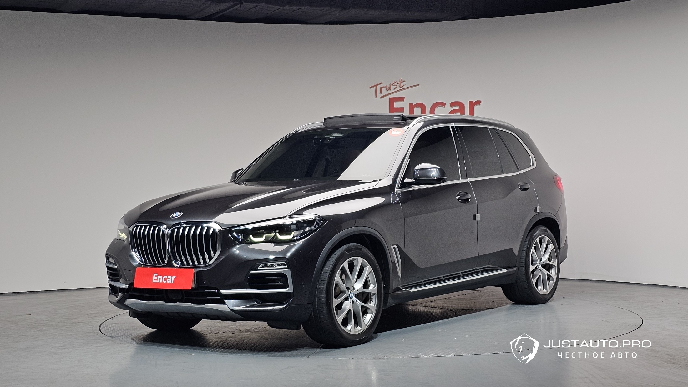 Автомобиль BMW X5