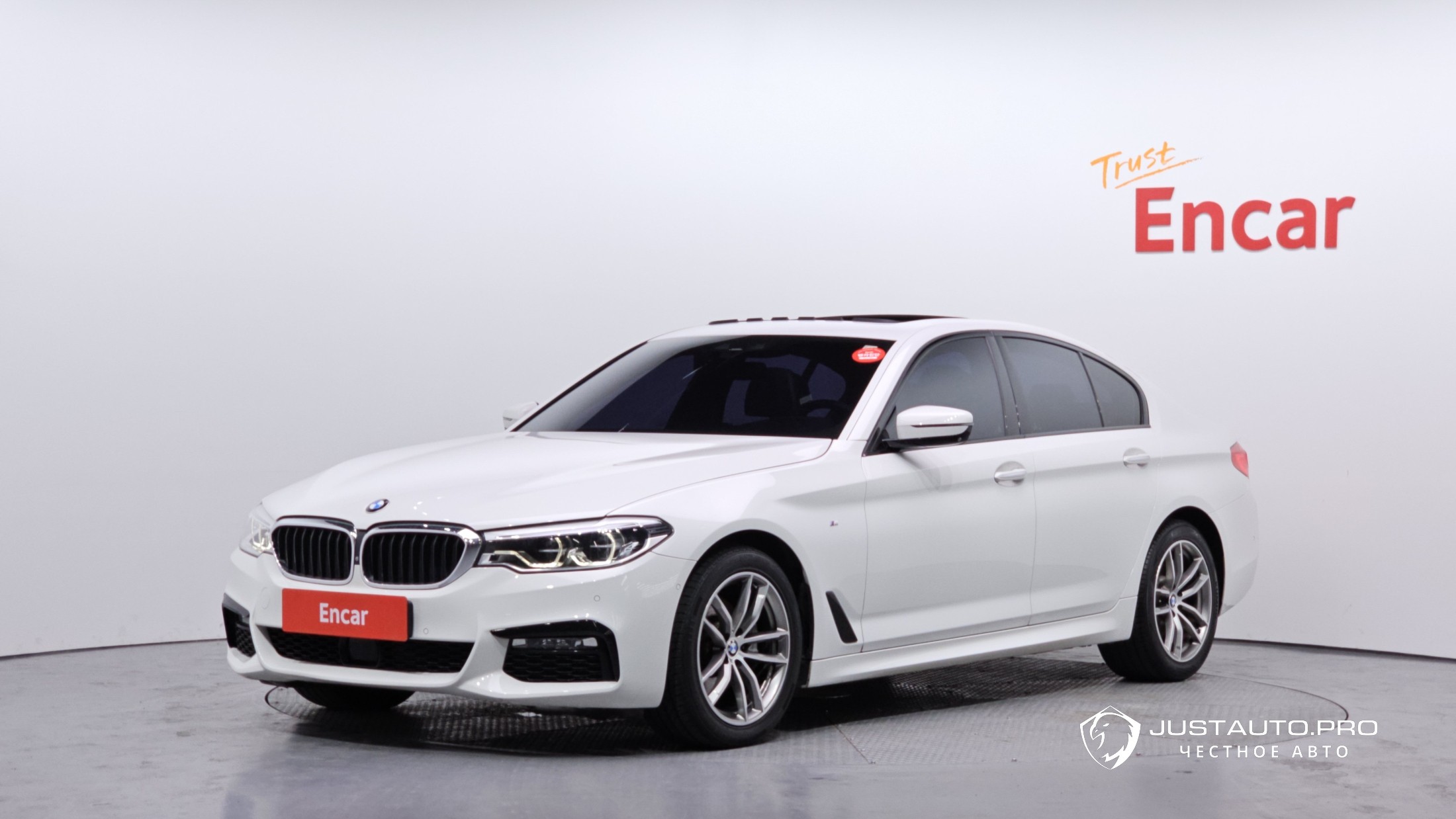 Автомобиль BMW 5-Series