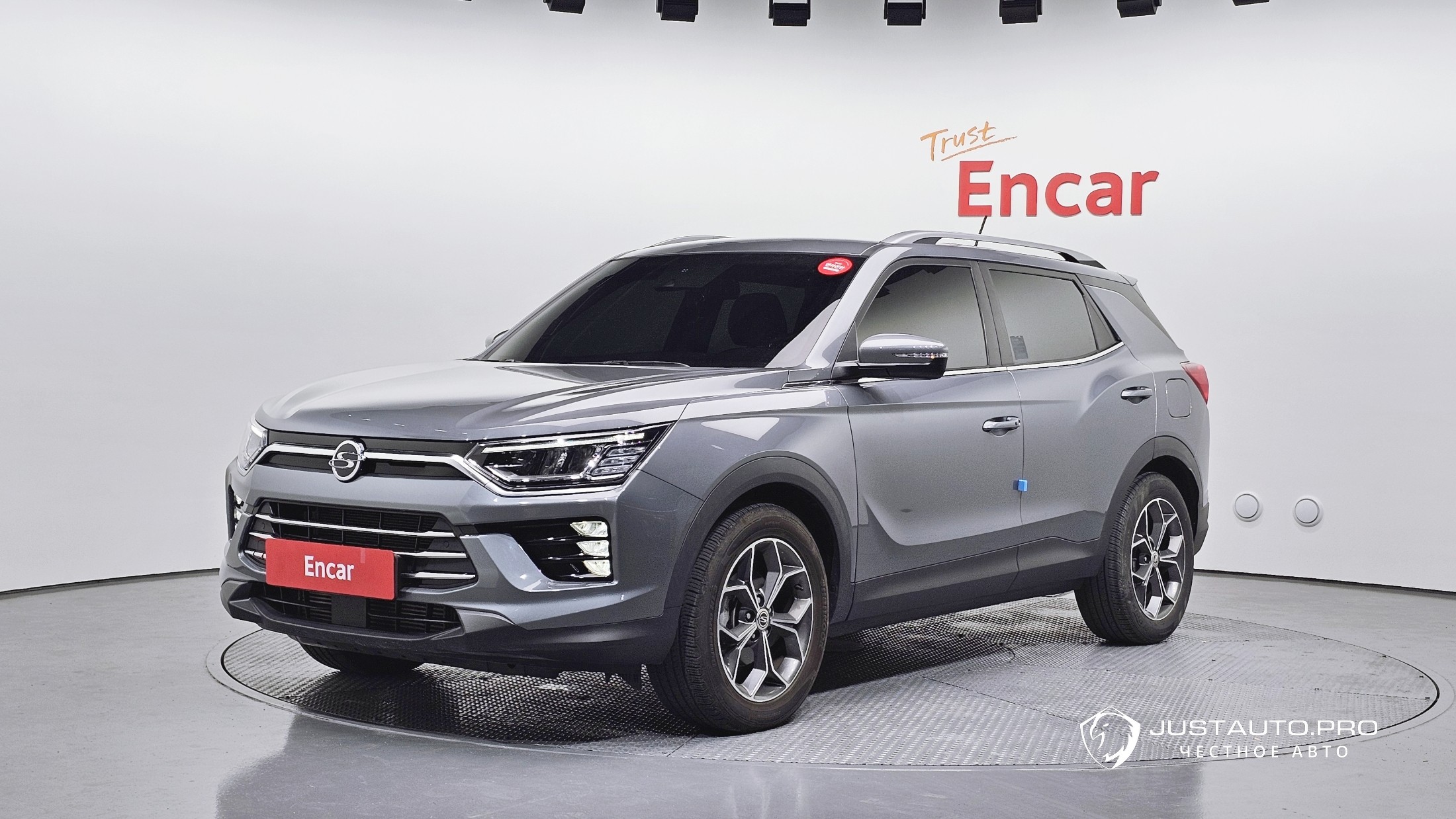 Автомобиль KG_Mobility_Ssangyong KORANDO