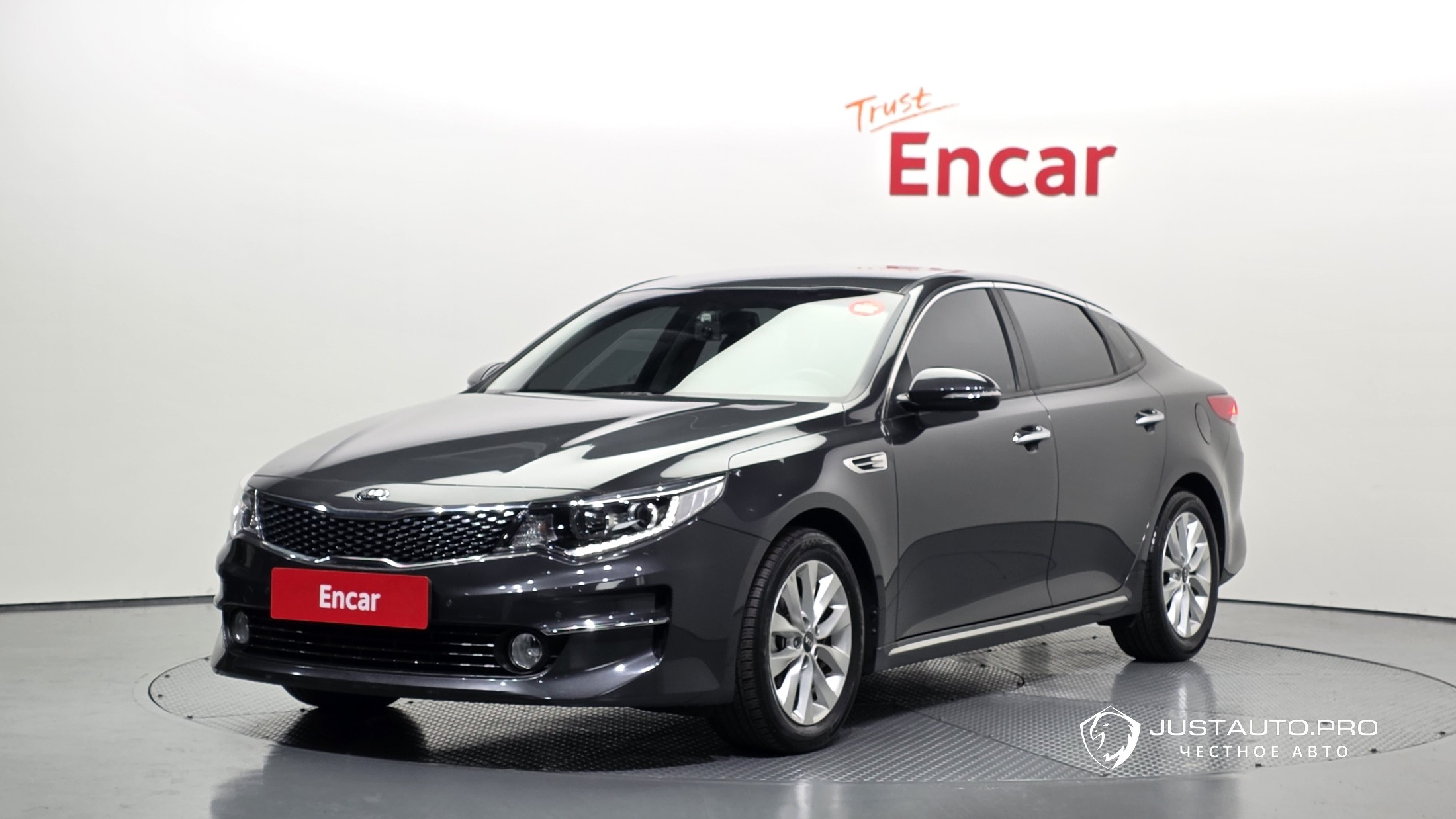 Автомобиль Kia K5