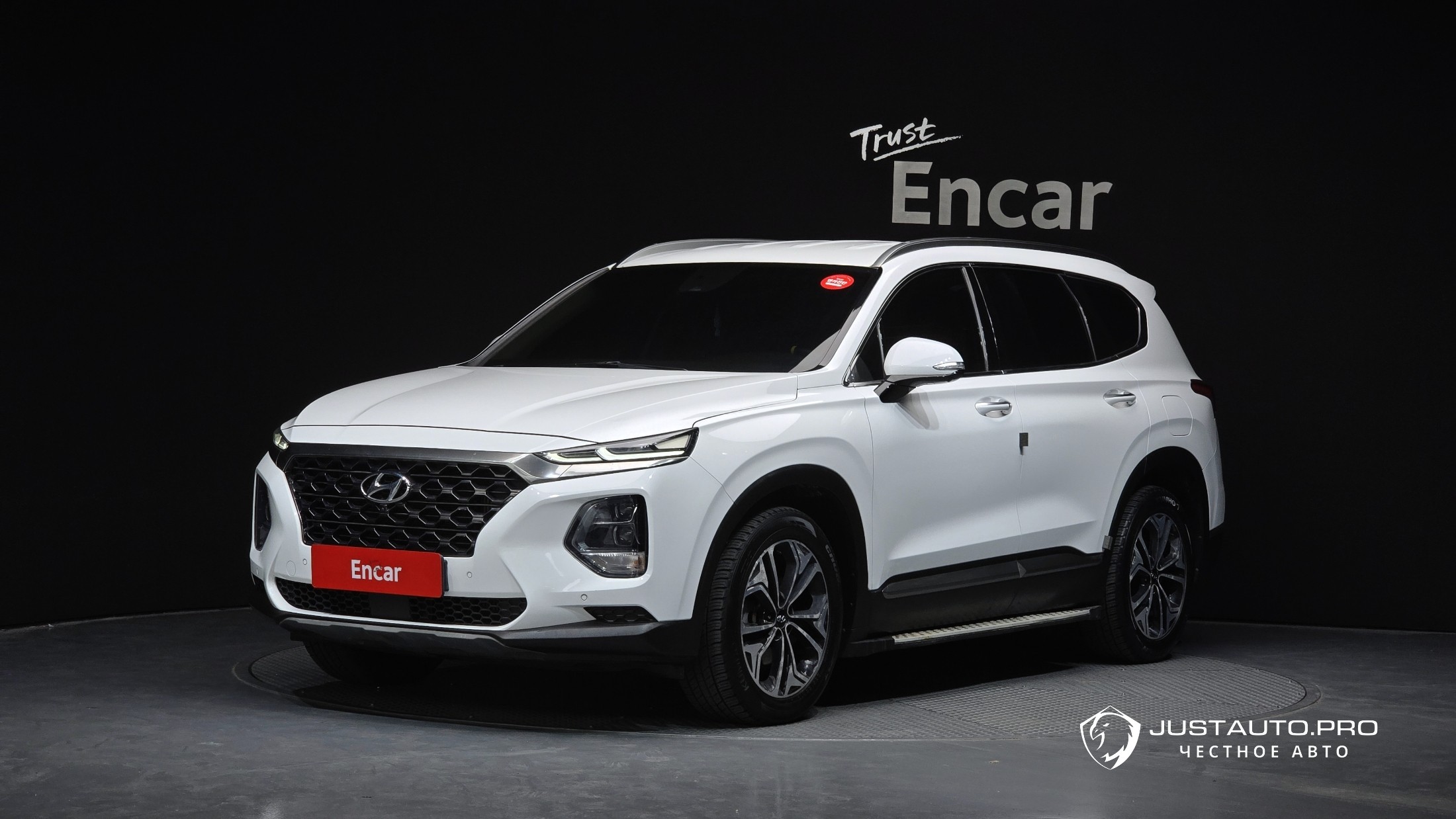 Автомобиль Hyundai Santafe