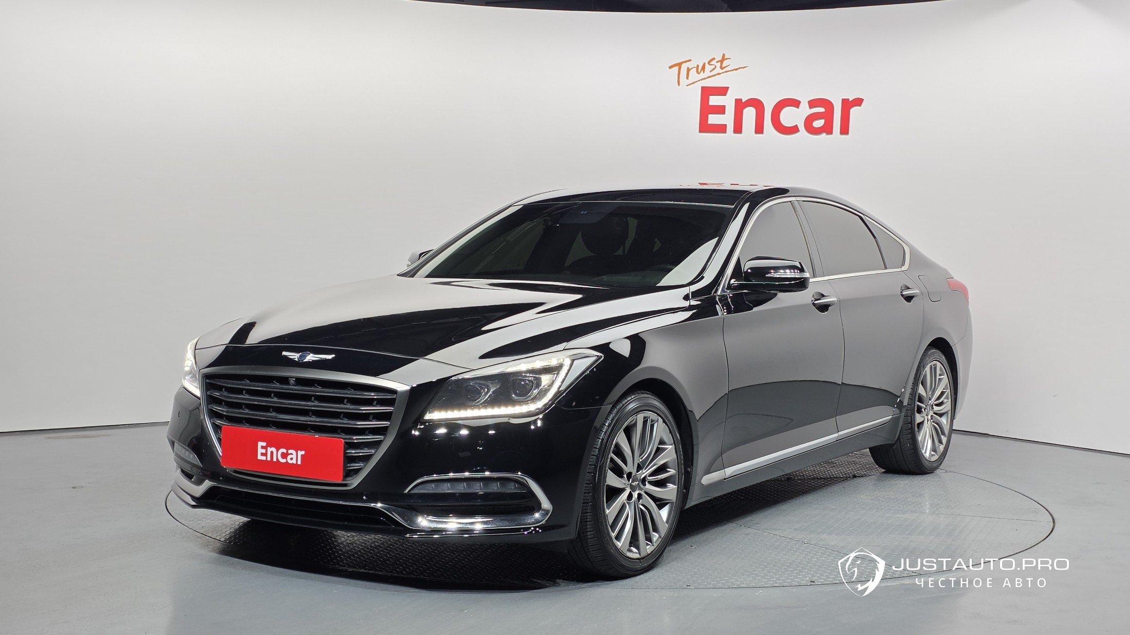 Автомобиль Genesis G80
