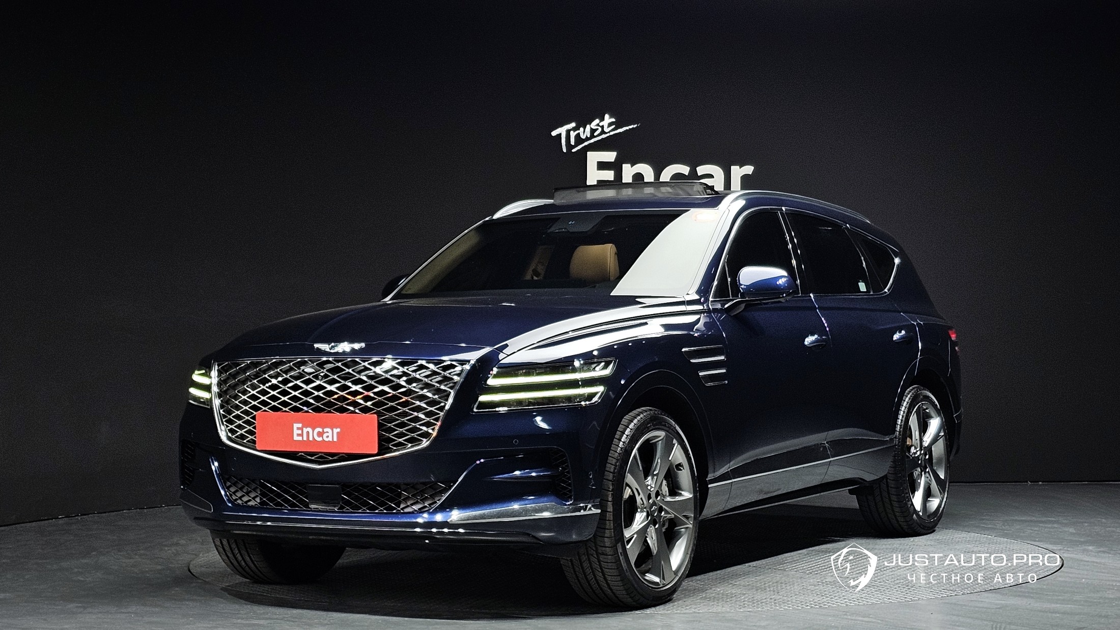 Автомобиль Genesis GV80