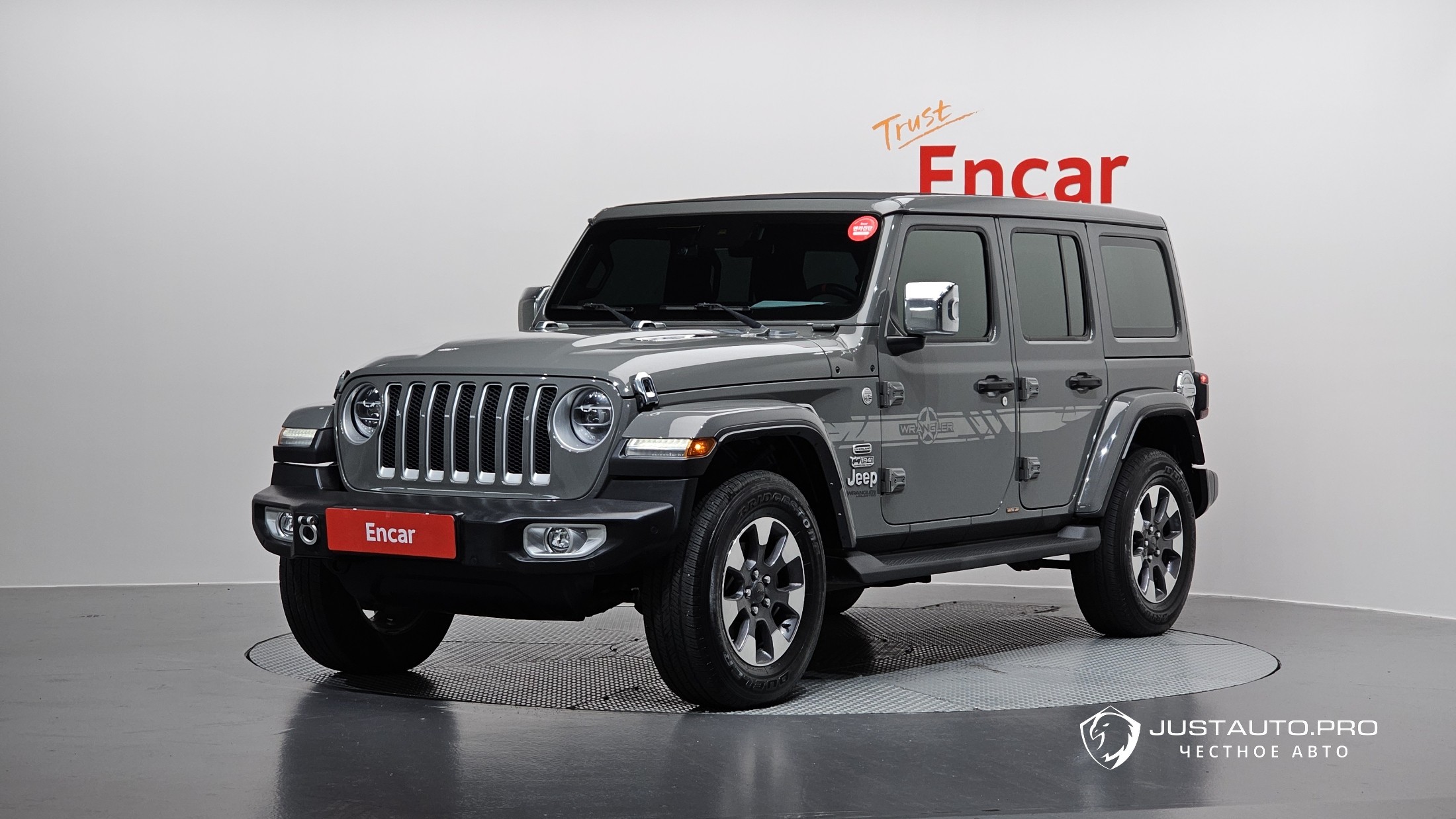 Автомобиль Jeep Wrangler