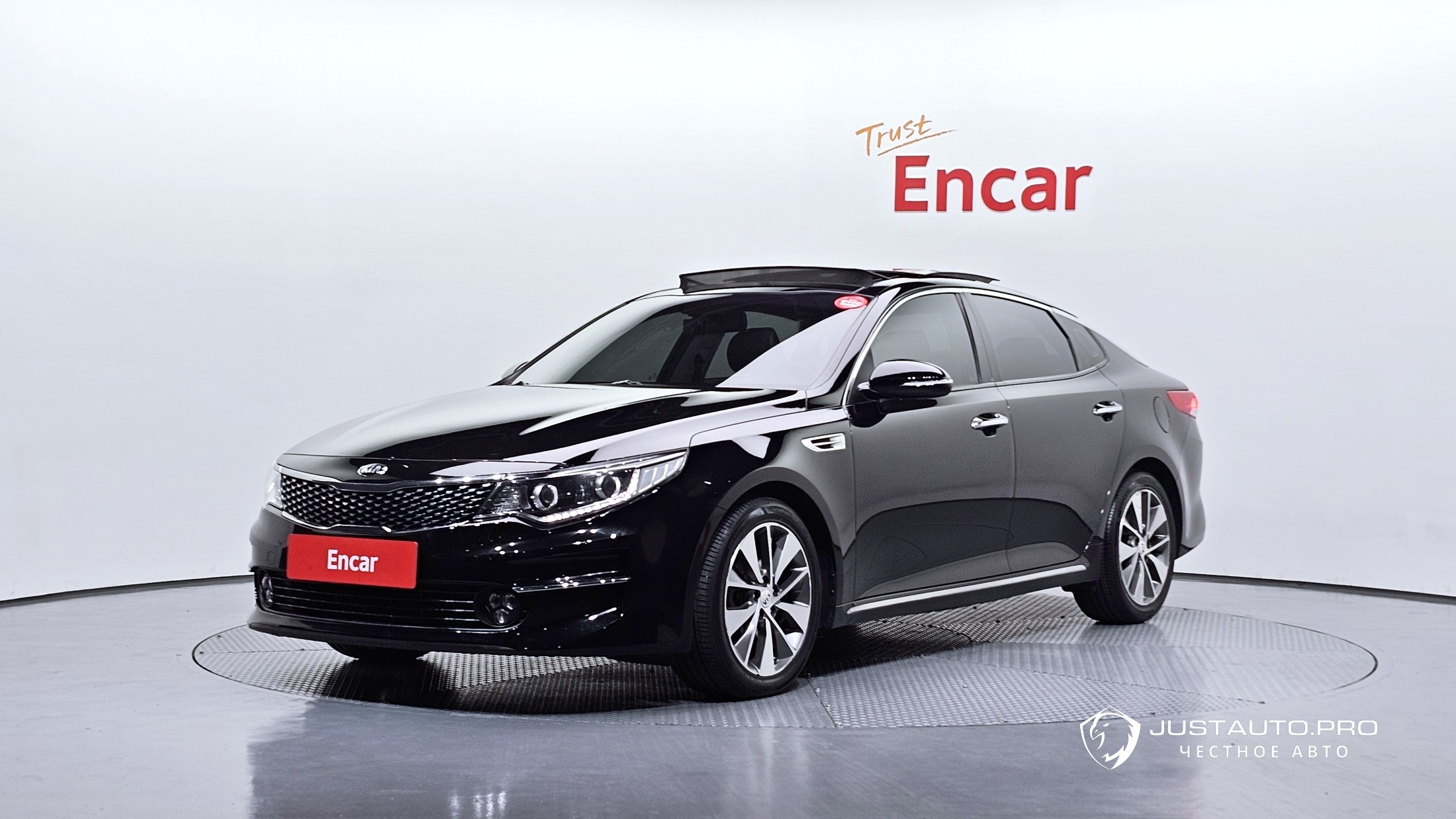Автомобиль Kia K5