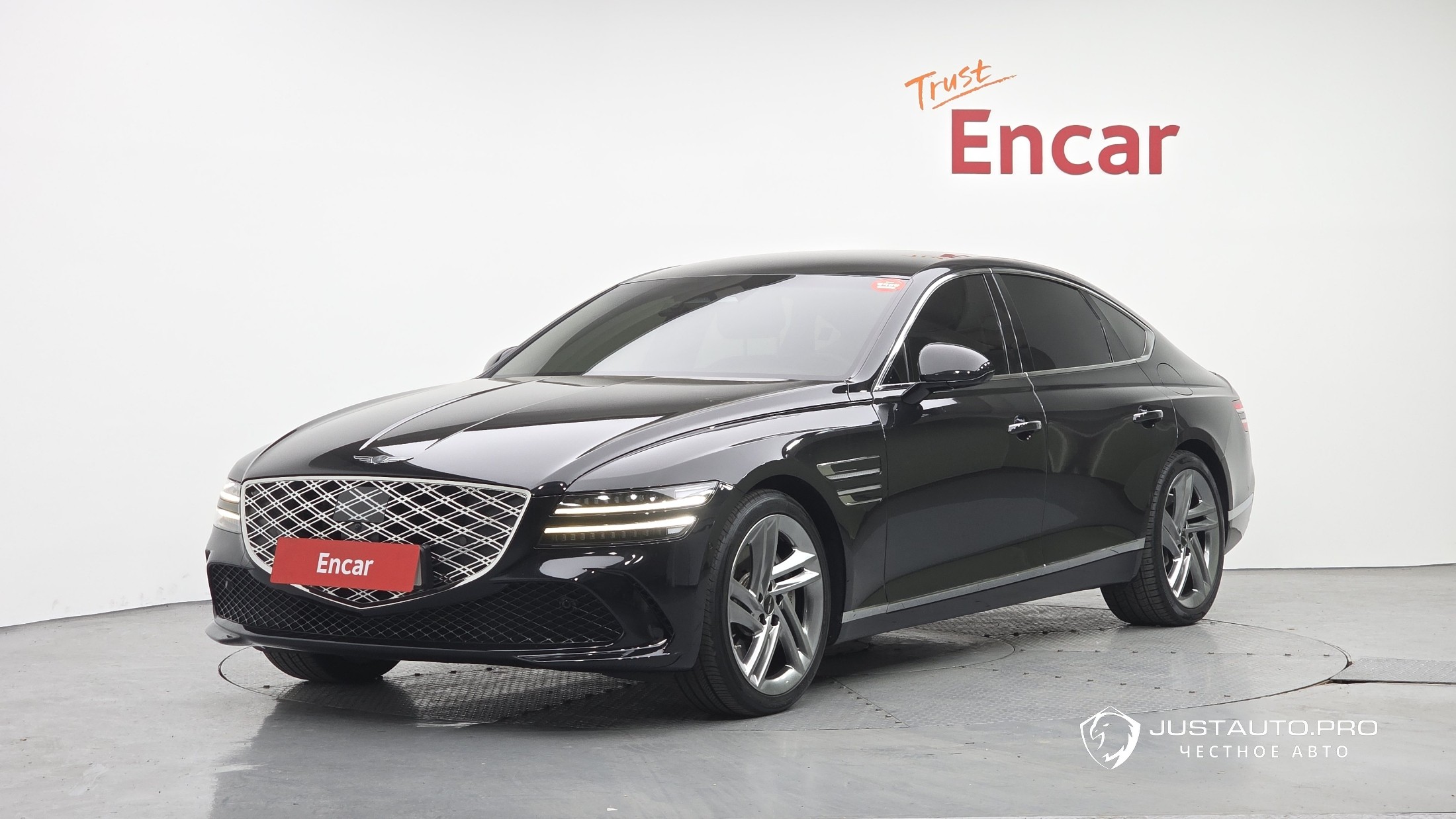 Автомобиль Genesis G80