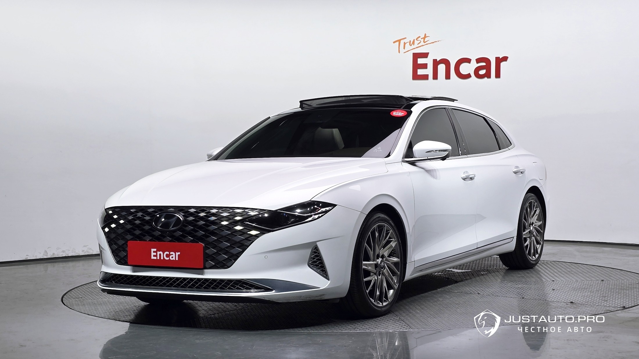 Автомобиль Hyundai Grandeur